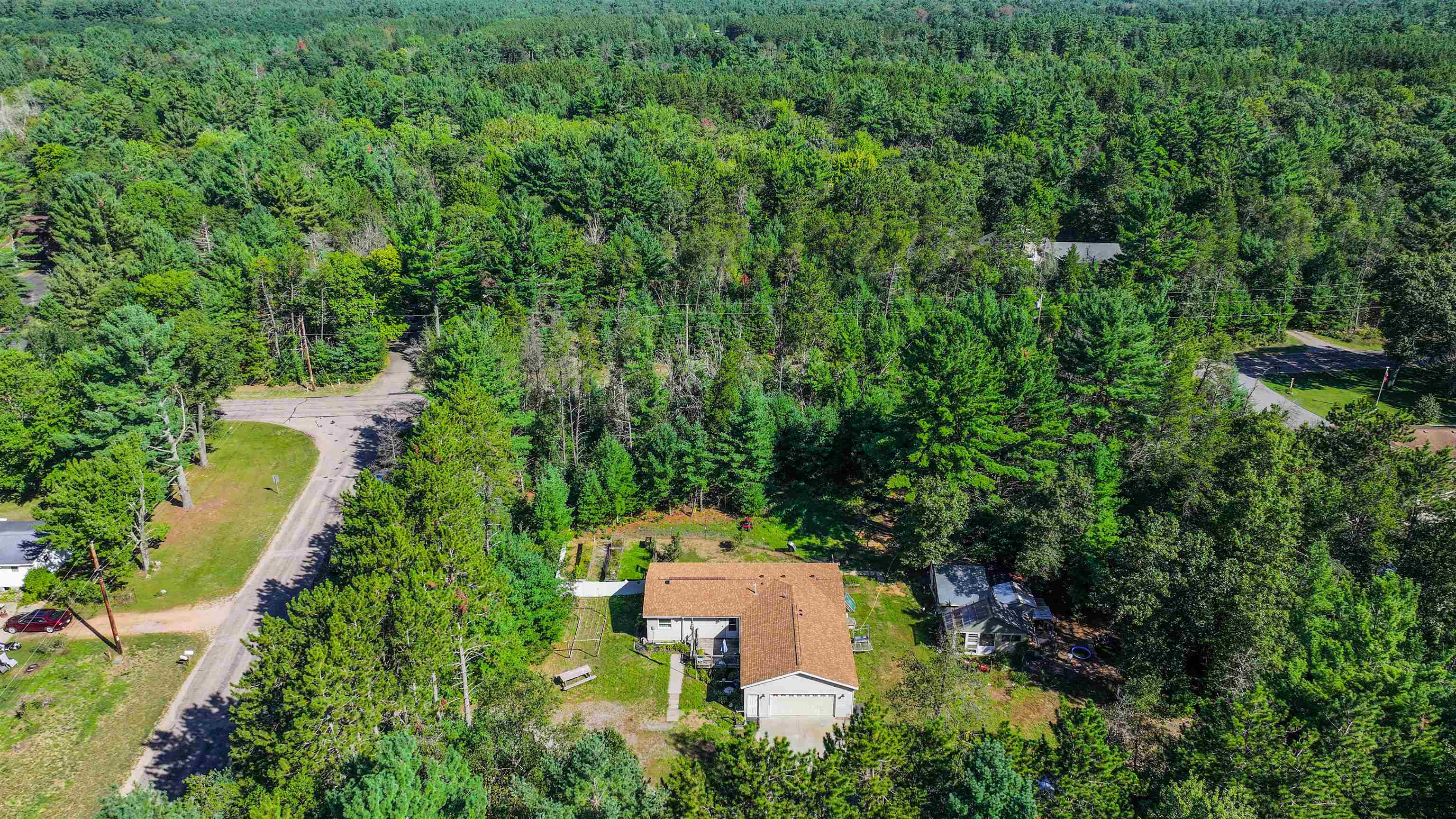 8610 LAKE ROAD, Wisconsin Rapids, Wisconsin 54494, 3 Bedrooms Bedrooms, ,2 BathroomsBathrooms,Residential,For Sale,8610 LAKE ROAD,22604532