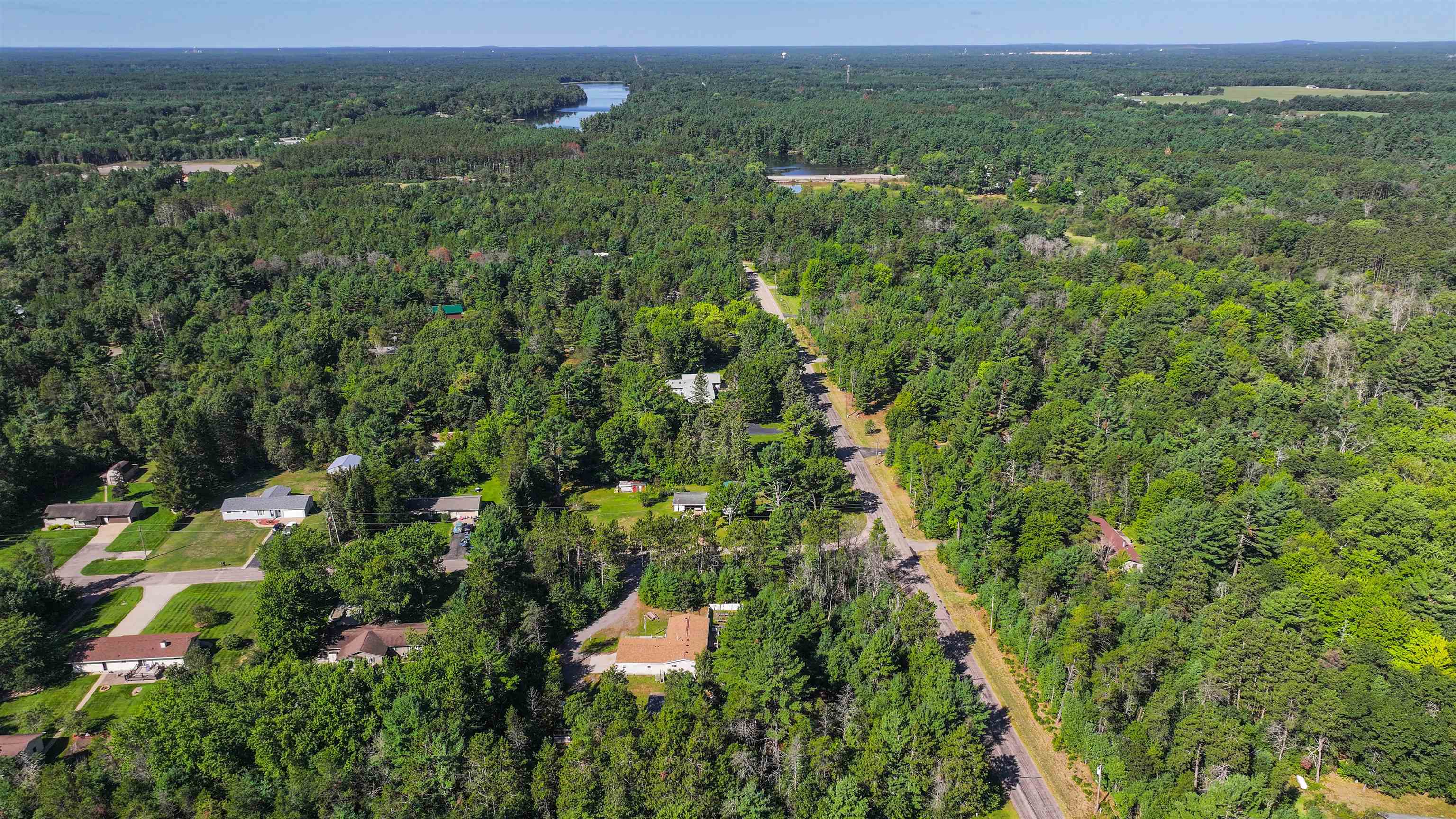 8610 LAKE ROAD, Wisconsin Rapids, Wisconsin 54494, 3 Bedrooms Bedrooms, ,2 BathroomsBathrooms,Residential,For Sale,8610 LAKE ROAD,22604532