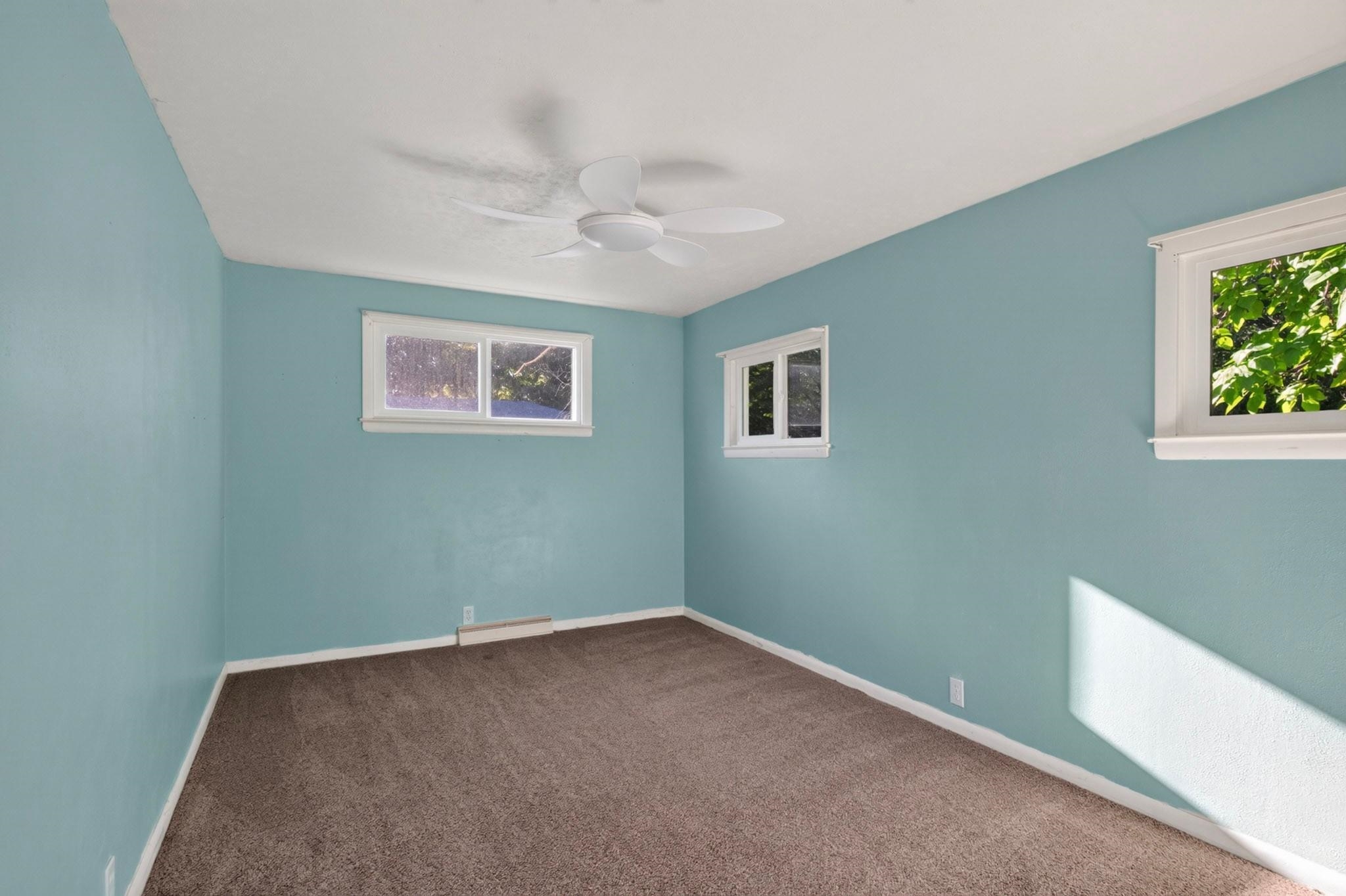 5811 WAZEECHA AVENUE, Wisconsin Rapids, Wisconsin 54494, 3 Bedrooms Bedrooms, ,1 BathroomBathrooms,Residential,For Sale,5811 WAZEECHA AVENUE,22604537