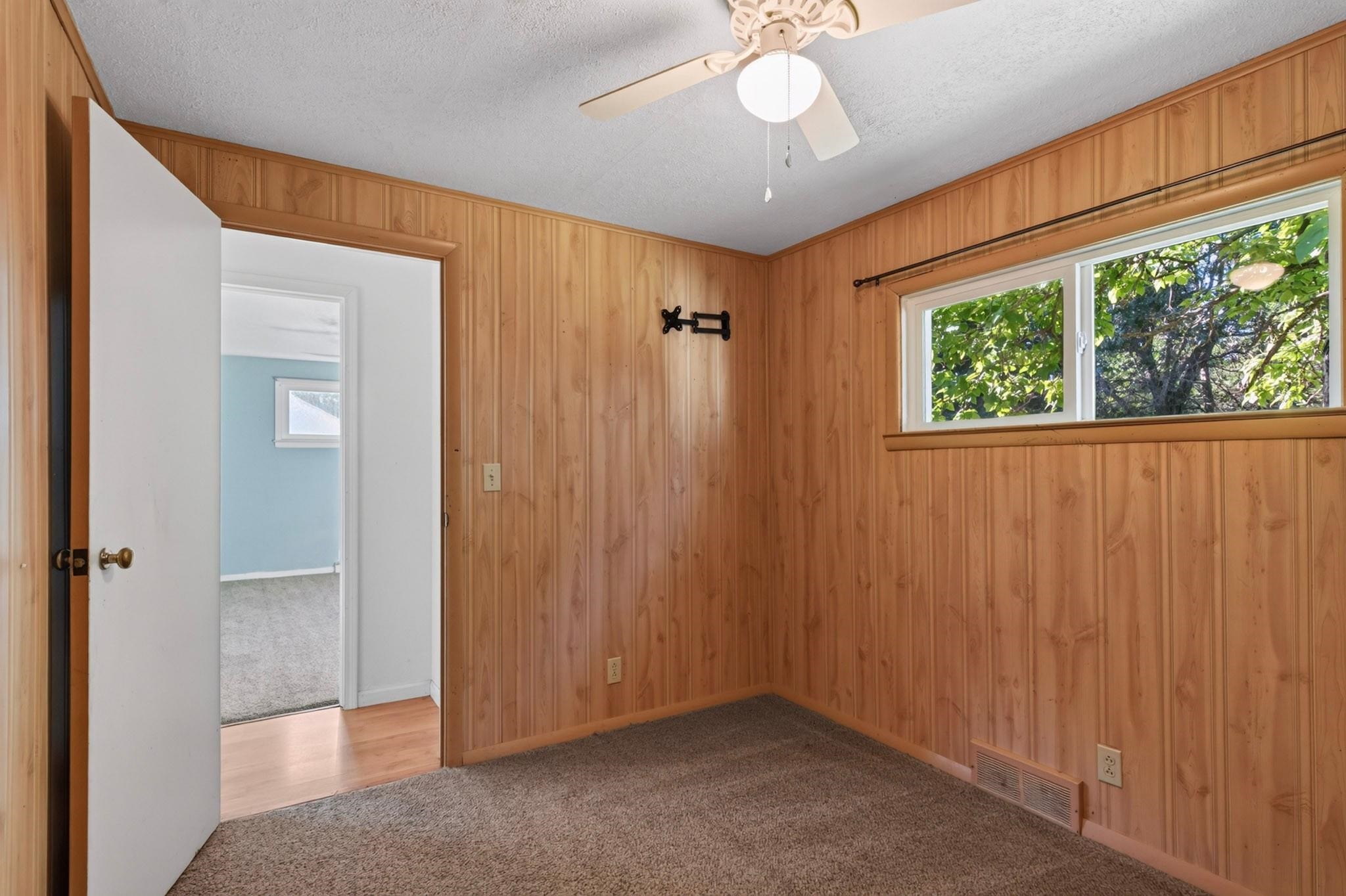 5811 WAZEECHA AVENUE, Wisconsin Rapids, Wisconsin 54494, 3 Bedrooms Bedrooms, ,1 BathroomBathrooms,Residential,For Sale,5811 WAZEECHA AVENUE,22604537