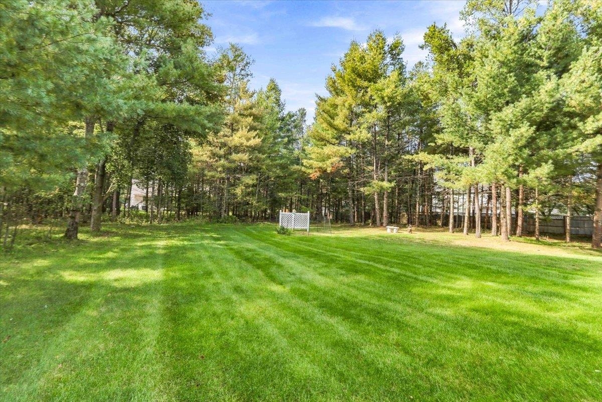 6020 W VALLEY COURT, Wisconsin Rapids, Wisconsin 54494, 3 Bedrooms Bedrooms, ,2 BathroomsBathrooms,Residential,For Sale,6020 W VALLEY COURT,22604544