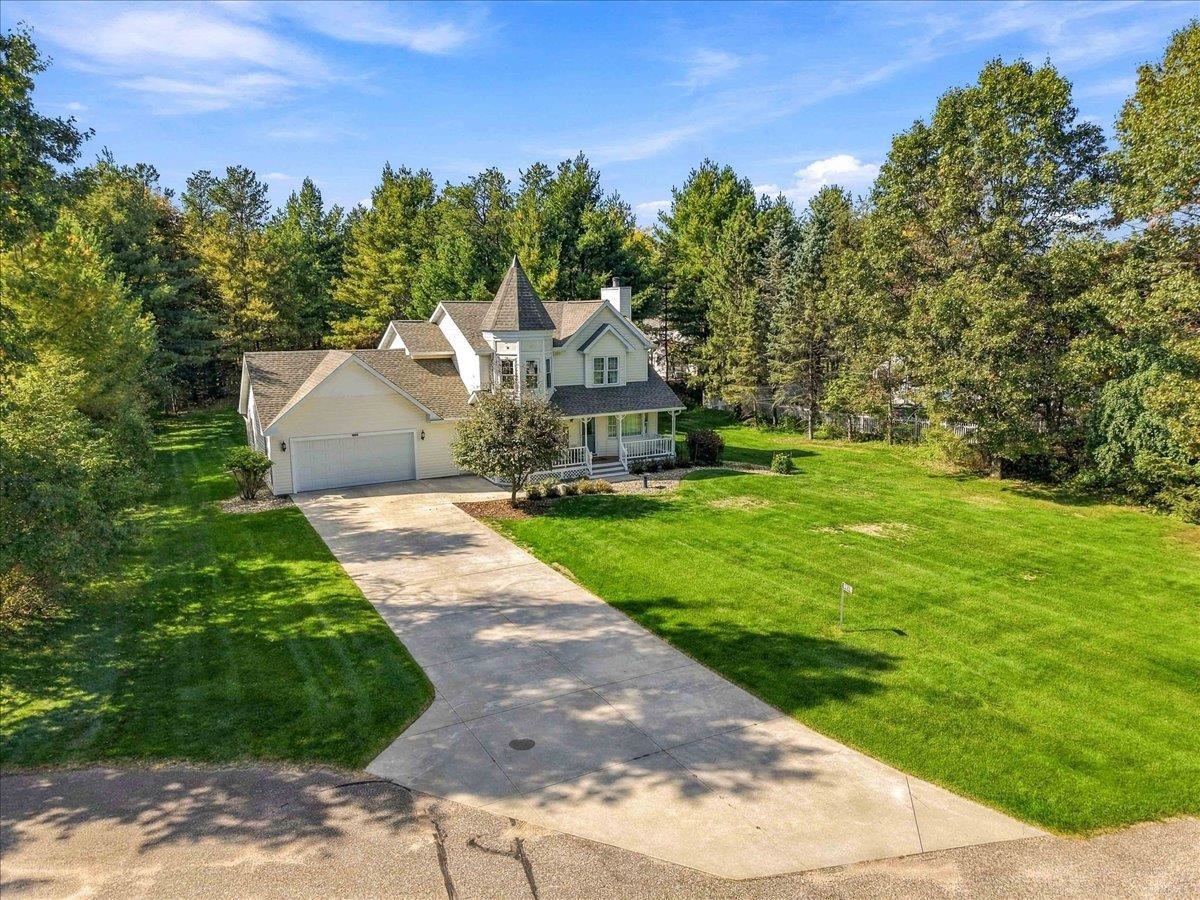 6020 W VALLEY COURT, Wisconsin Rapids, Wisconsin 54494, 3 Bedrooms Bedrooms, ,2 BathroomsBathrooms,Residential,For Sale,6020 W VALLEY COURT,22604544