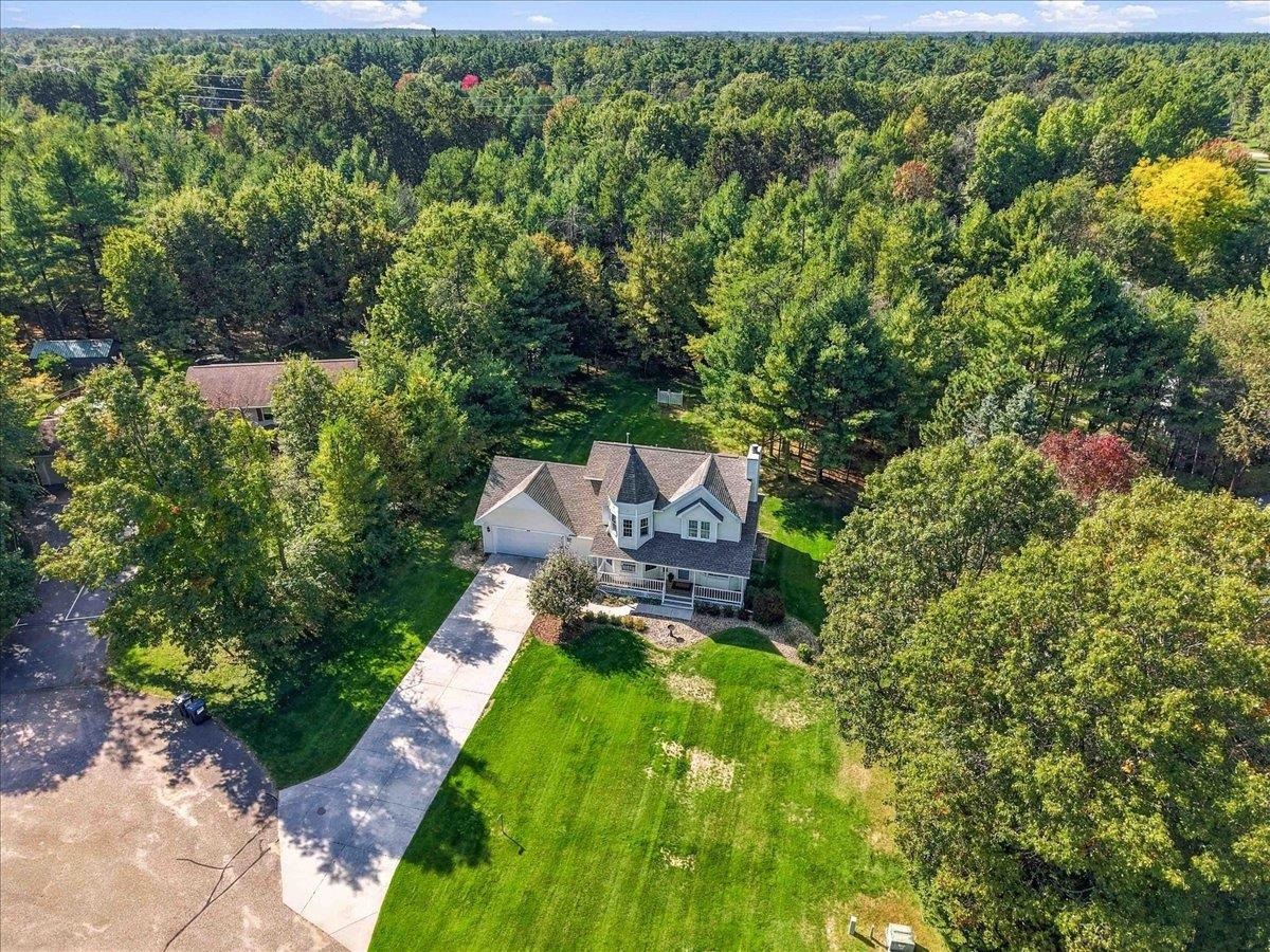 6020 W VALLEY COURT, Wisconsin Rapids, Wisconsin 54494, 3 Bedrooms Bedrooms, ,2 BathroomsBathrooms,Residential,For Sale,6020 W VALLEY COURT,22604544