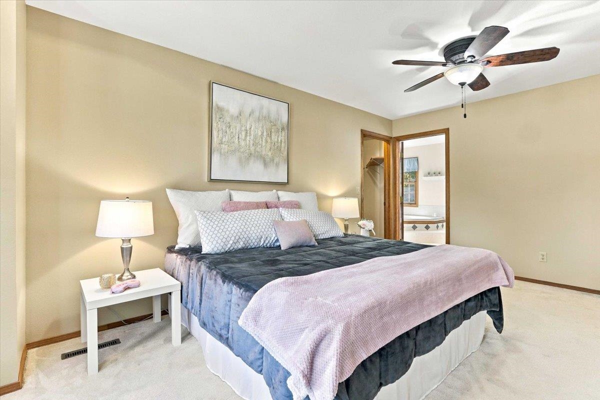 6020 W VALLEY COURT, Wisconsin Rapids, Wisconsin 54494, 3 Bedrooms Bedrooms, ,2 BathroomsBathrooms,Residential,For Sale,6020 W VALLEY COURT,22604544