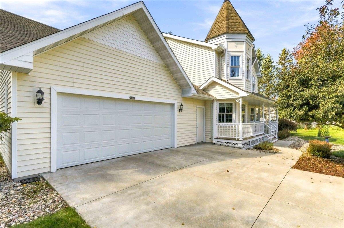 6020 W VALLEY COURT, Wisconsin Rapids, Wisconsin 54494, 3 Bedrooms Bedrooms, ,2 BathroomsBathrooms,Residential,For Sale,6020 W VALLEY COURT,22604544