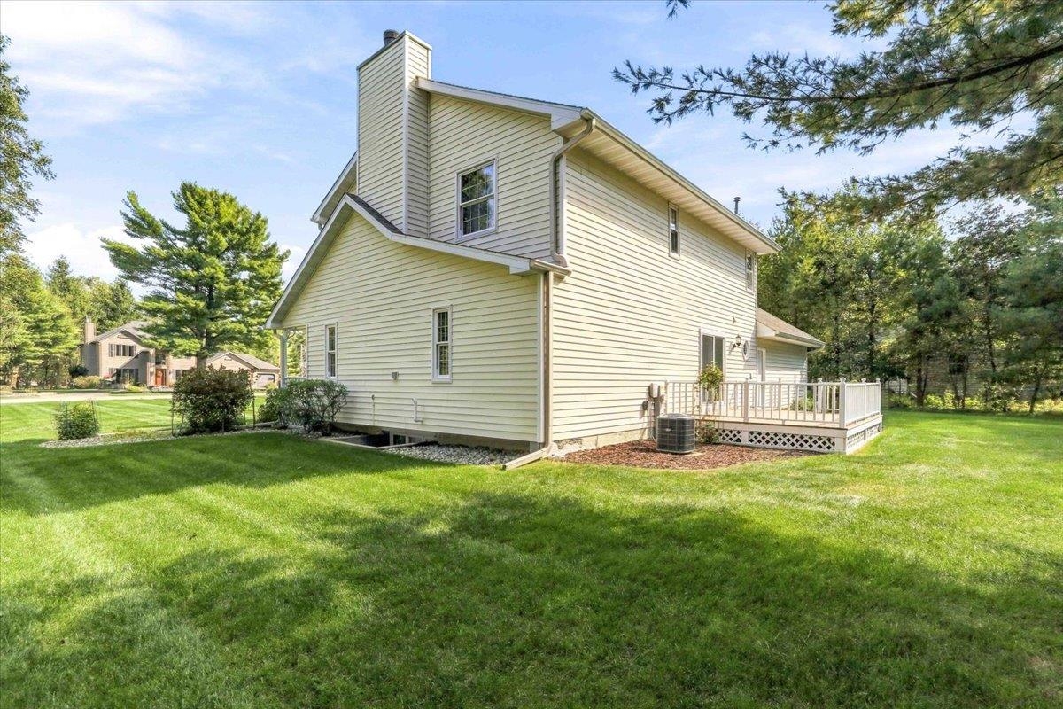 6020 W VALLEY COURT, Wisconsin Rapids, Wisconsin 54494, 3 Bedrooms Bedrooms, ,2 BathroomsBathrooms,Residential,For Sale,6020 W VALLEY COURT,22604544