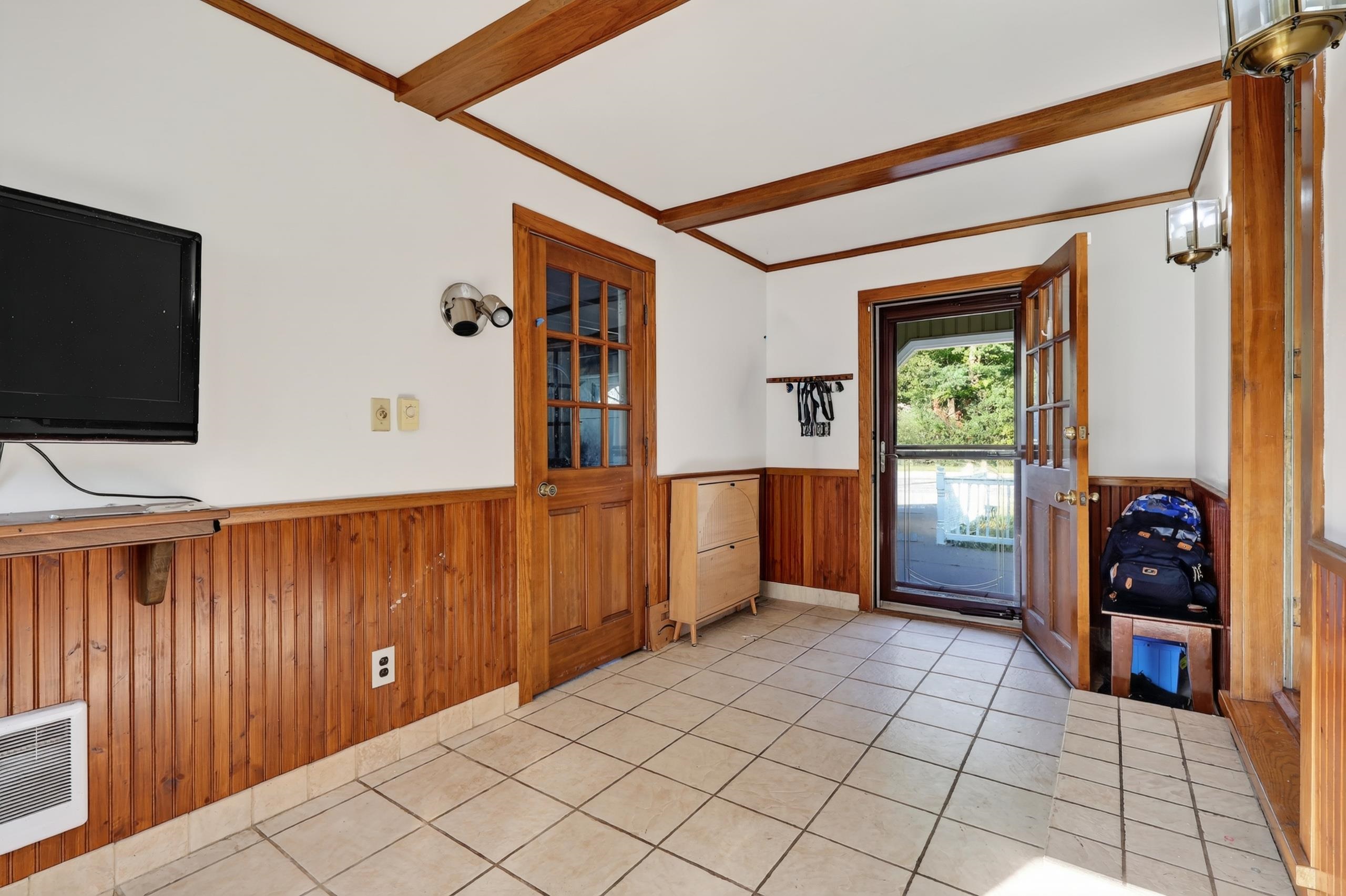 2221 S 1ST STREET, Wisconsin Rapids, Wisconsin 54494, 5 Bedrooms Bedrooms, ,2 BathroomsBathrooms,Residential,For Sale,2221 S 1ST STREET,22604545