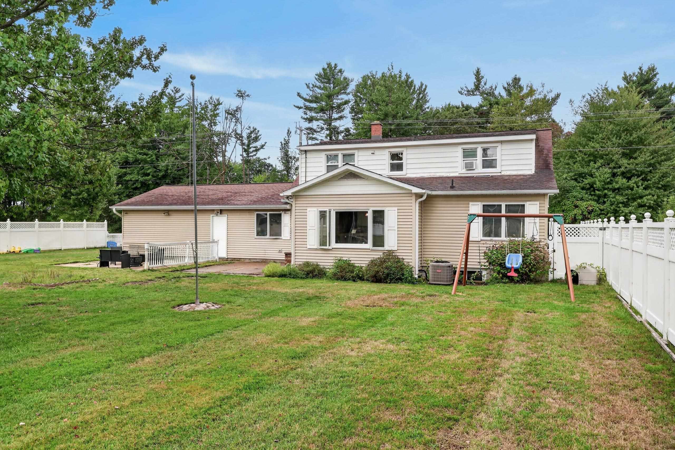 2221 S 1ST STREET, Wisconsin Rapids, Wisconsin 54494, 5 Bedrooms Bedrooms, ,2 BathroomsBathrooms,Residential,For Sale,2221 S 1ST STREET,22604545