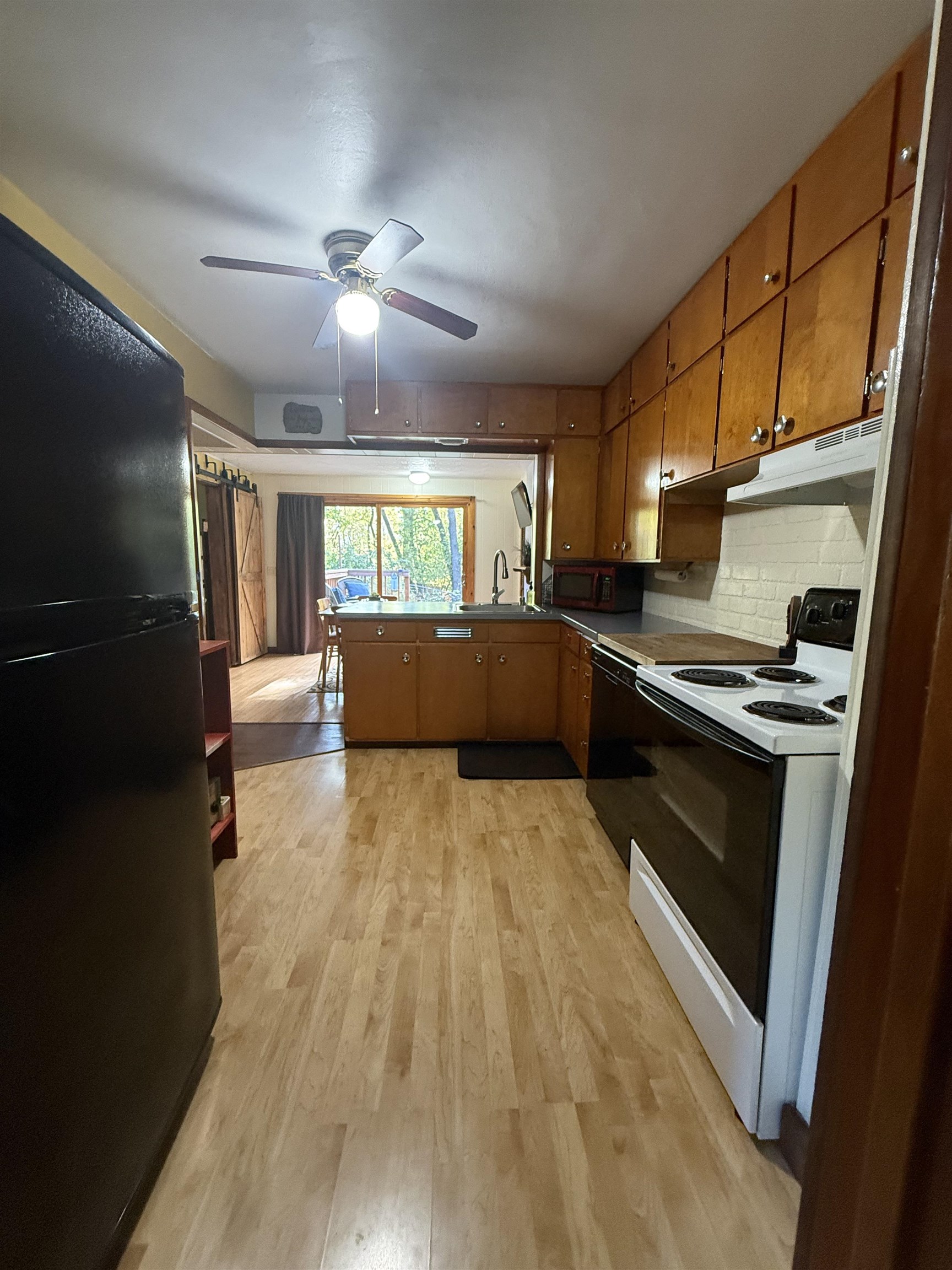 933 W 3RD STREET, Nekoosa, Wisconsin 54457, 2 Bedrooms Bedrooms, ,1 BathroomBathrooms,Residential,For Sale,933 W 3RD STREET,22604549