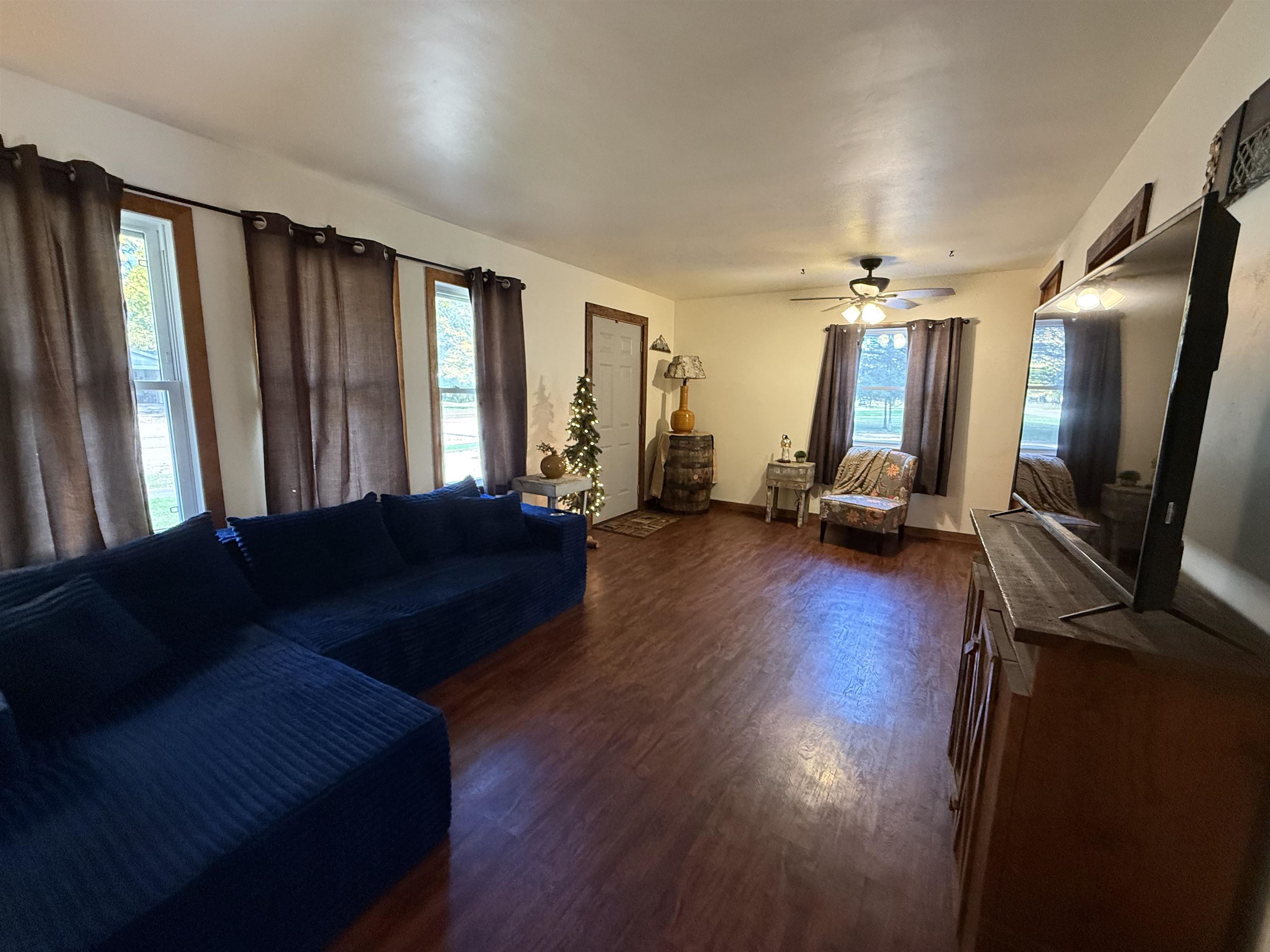 933 W 3RD STREET, Nekoosa, Wisconsin 54457, 2 Bedrooms Bedrooms, ,1 BathroomBathrooms,Residential,For Sale,933 W 3RD STREET,22604549
