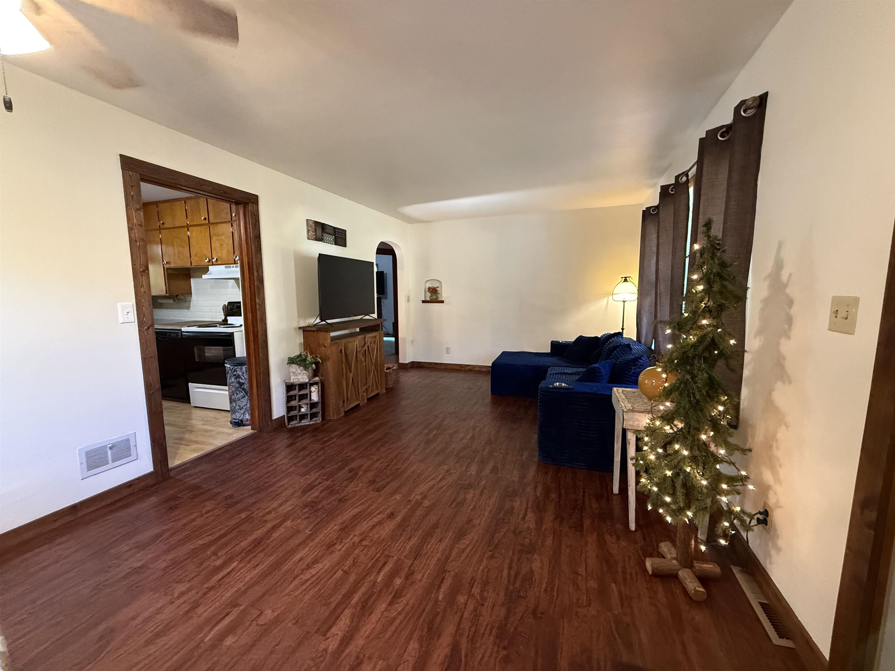 933 W 3RD STREET, Nekoosa, Wisconsin 54457, 2 Bedrooms Bedrooms, ,1 BathroomBathrooms,Residential,For Sale,933 W 3RD STREET,22604549