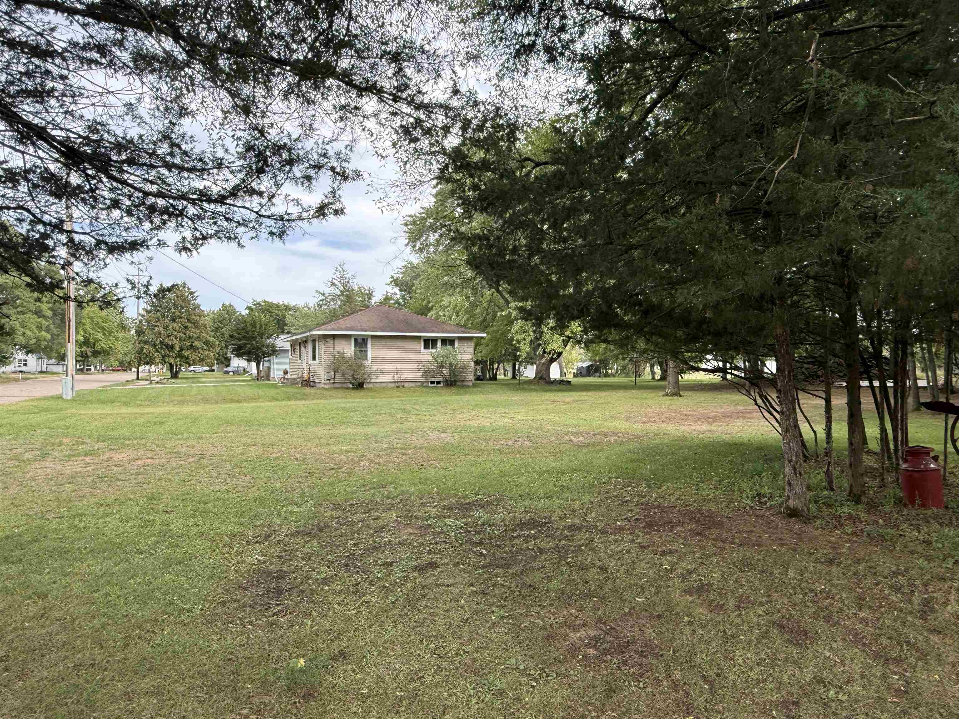 933 W 3RD STREET, Nekoosa, Wisconsin 54457, 2 Bedrooms Bedrooms, ,1 BathroomBathrooms,Residential,For Sale,933 W 3RD STREET,22604549