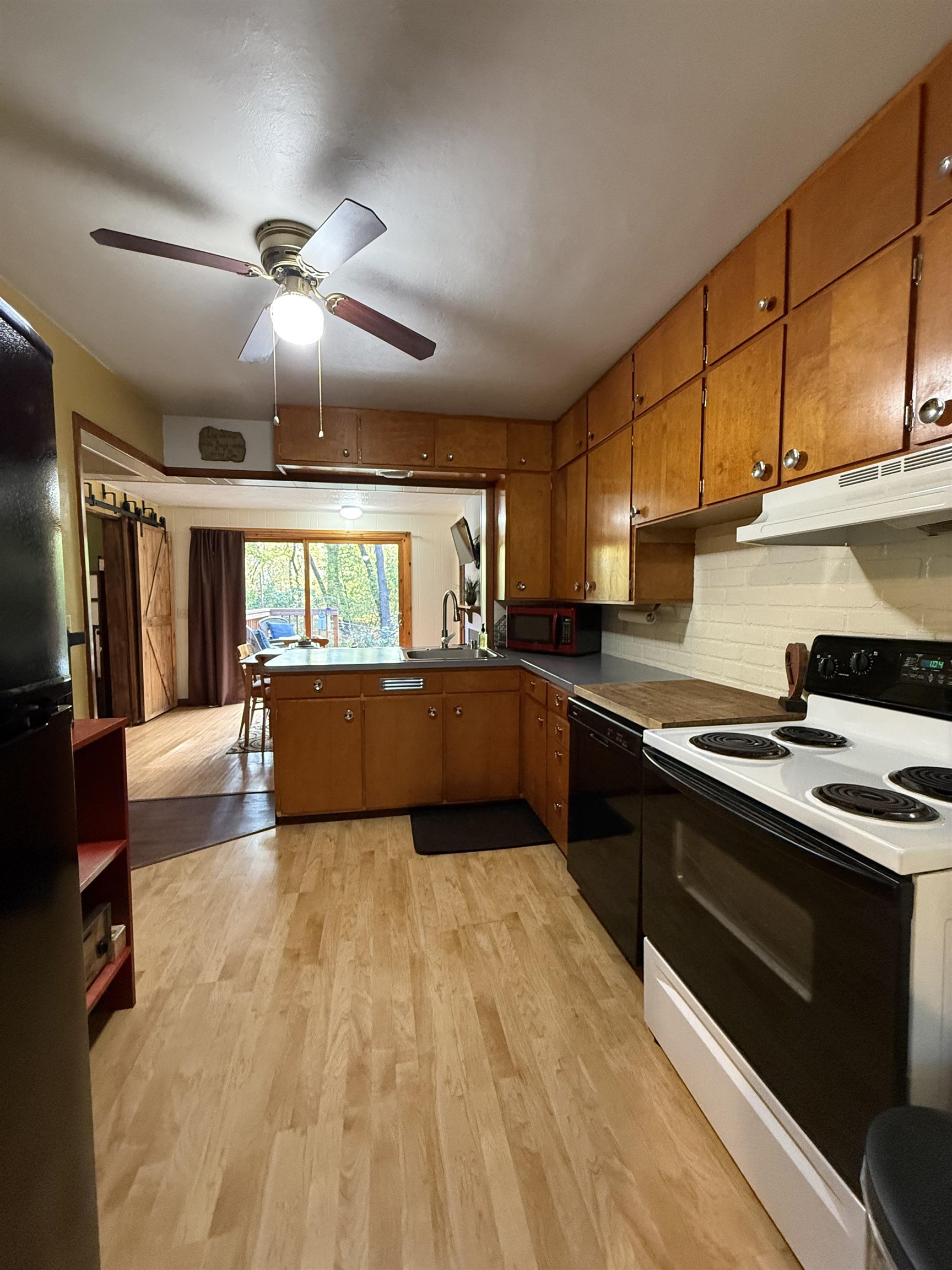 933 W 3RD STREET, Nekoosa, Wisconsin 54457, 2 Bedrooms Bedrooms, ,1 BathroomBathrooms,Residential,For Sale,933 W 3RD STREET,22604549