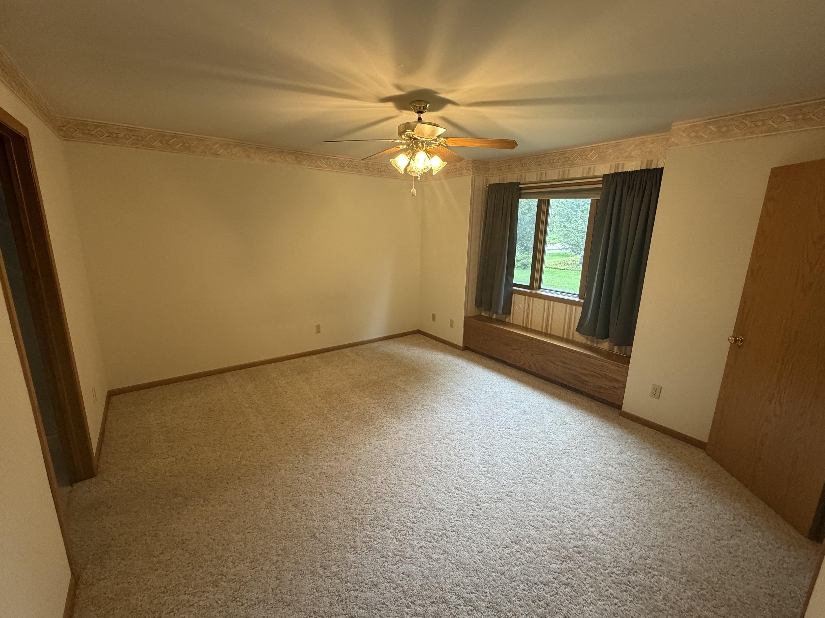 201 S LARCH AVENUE, Marshfield, Wisconsin 54449, 3 Bedrooms Bedrooms, ,2 BathroomsBathrooms,Residential,For Sale,201 S LARCH AVENUE,22604556