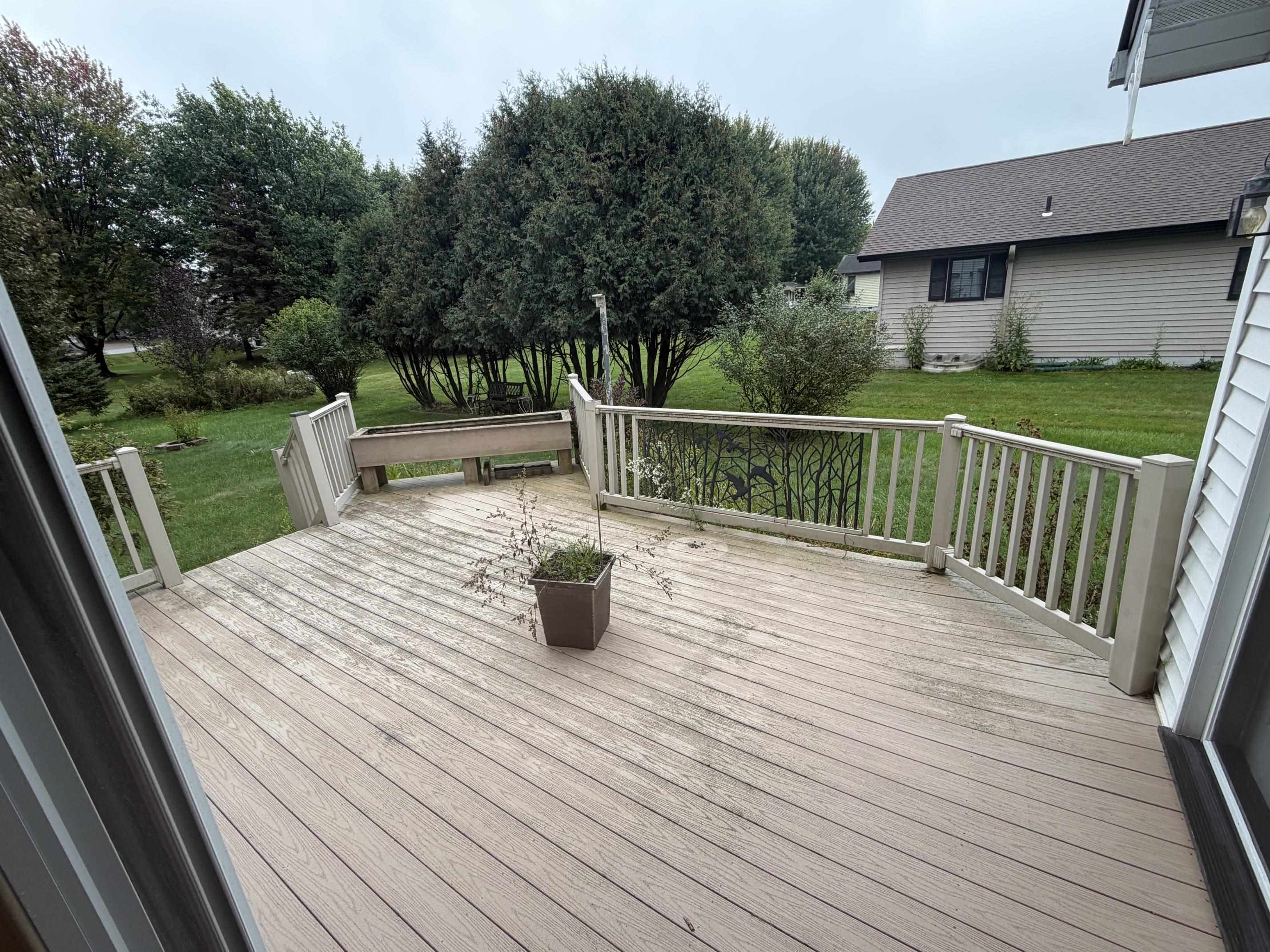 201 S LARCH AVENUE, Marshfield, Wisconsin 54449, 3 Bedrooms Bedrooms, ,2 BathroomsBathrooms,Residential,For Sale,201 S LARCH AVENUE,22604556