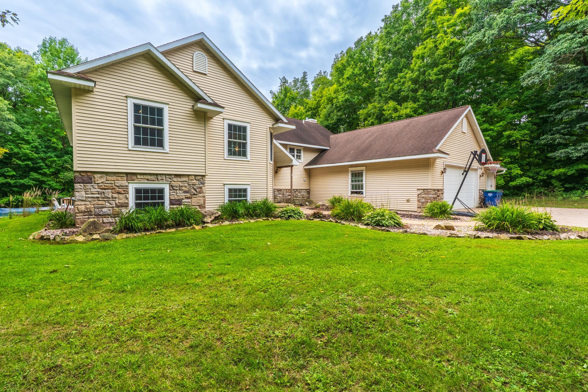 157611 MCINTOSH STREET, Wausau, Wisconsin 54403, 6 Bedrooms Bedrooms, ,4 BathroomsBathrooms,Residential,For Sale,157611 MCINTOSH STREET,22604557