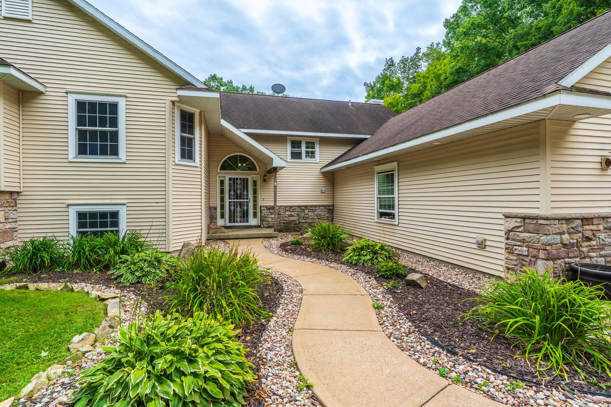 157611 MCINTOSH STREET, Wausau, Wisconsin 54403, 6 Bedrooms Bedrooms, ,4 BathroomsBathrooms,Residential,For Sale,157611 MCINTOSH STREET,22604557