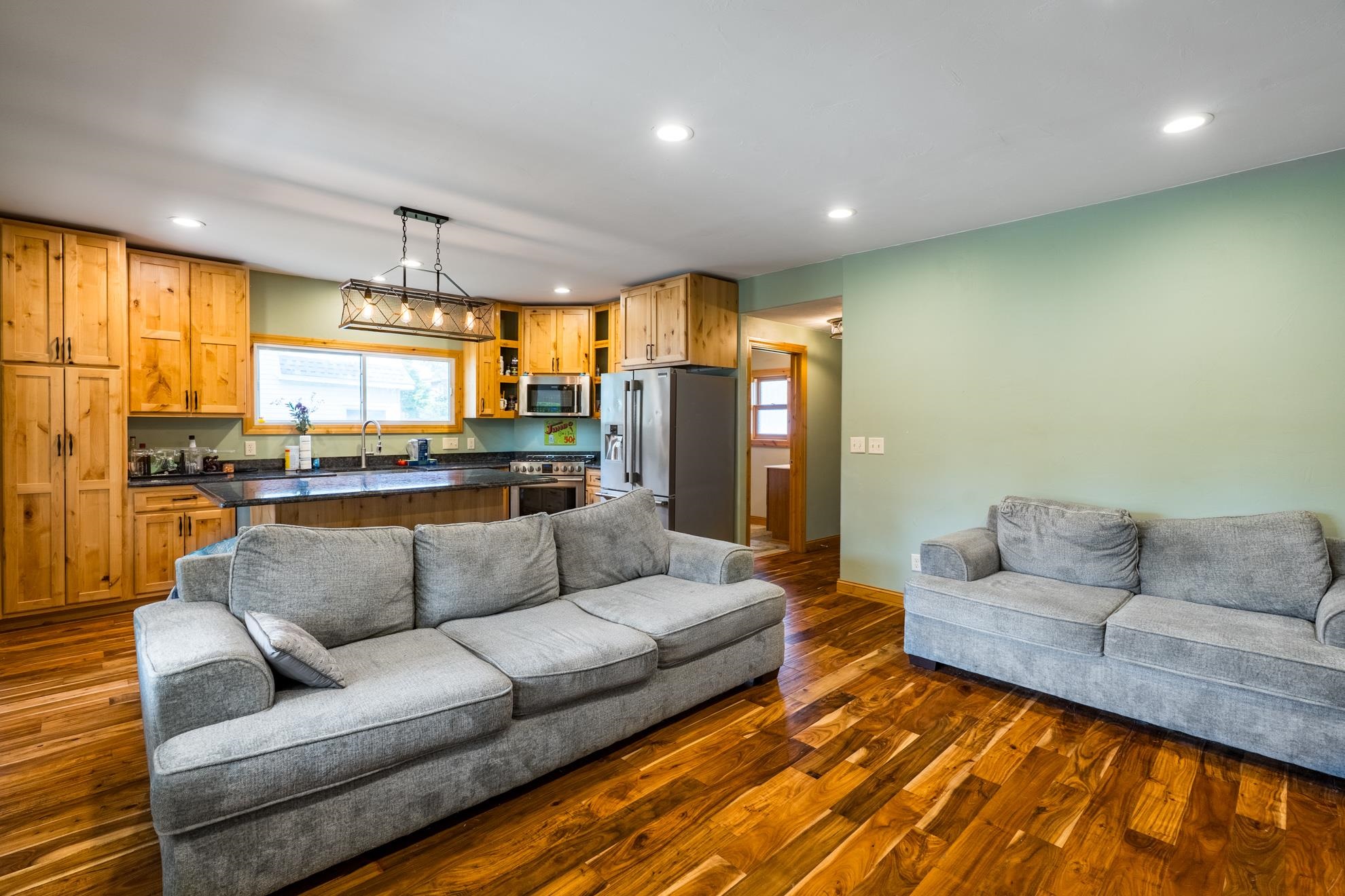 616 CHICAGO AVENUE, Wausau, Wisconsin 54403, 2 Bedrooms Bedrooms, ,2 BathroomsBathrooms,Multi-family,For Sale,616 CHICAGO AVENUE,22604559
