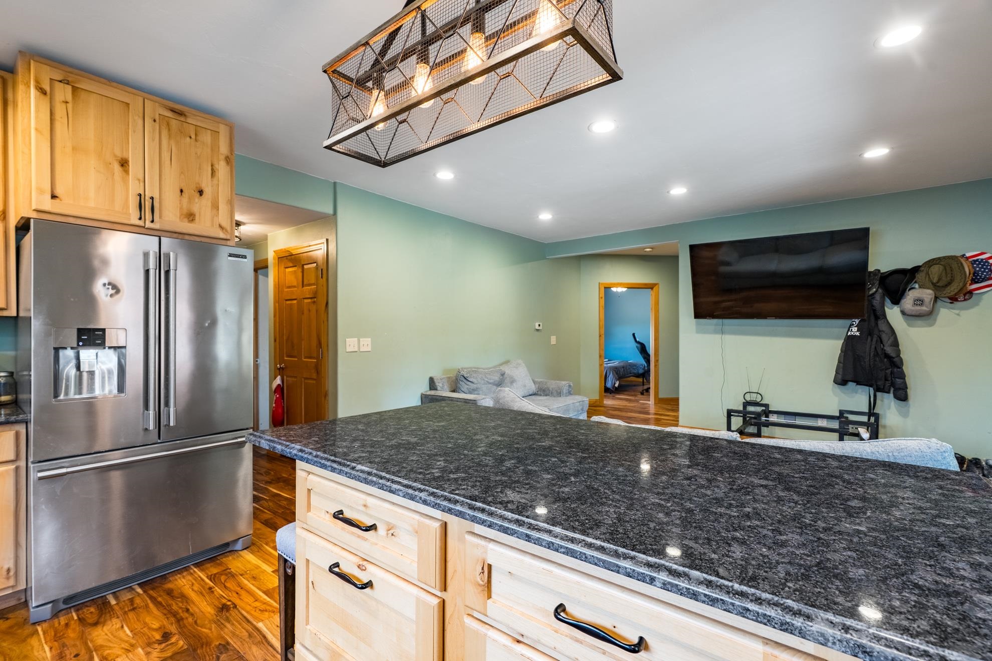 616 CHICAGO AVENUE, Wausau, Wisconsin 54403, 2 Bedrooms Bedrooms, ,2 BathroomsBathrooms,Multi-family,For Sale,616 CHICAGO AVENUE,22604559