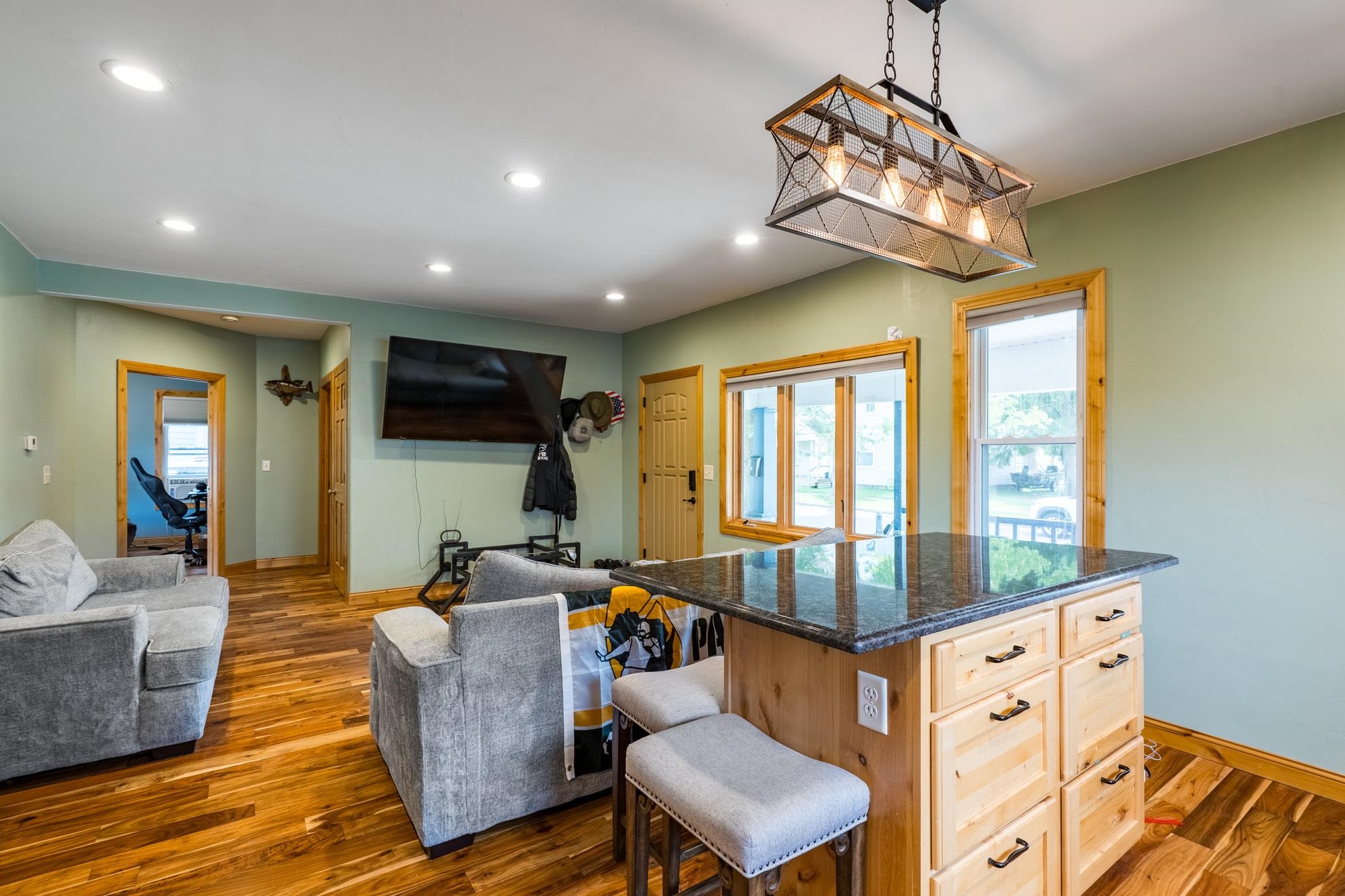 616 CHICAGO AVENUE, Wausau, Wisconsin 54403, 2 Bedrooms Bedrooms, ,2 BathroomsBathrooms,Multi-family,For Sale,616 CHICAGO AVENUE,22604559