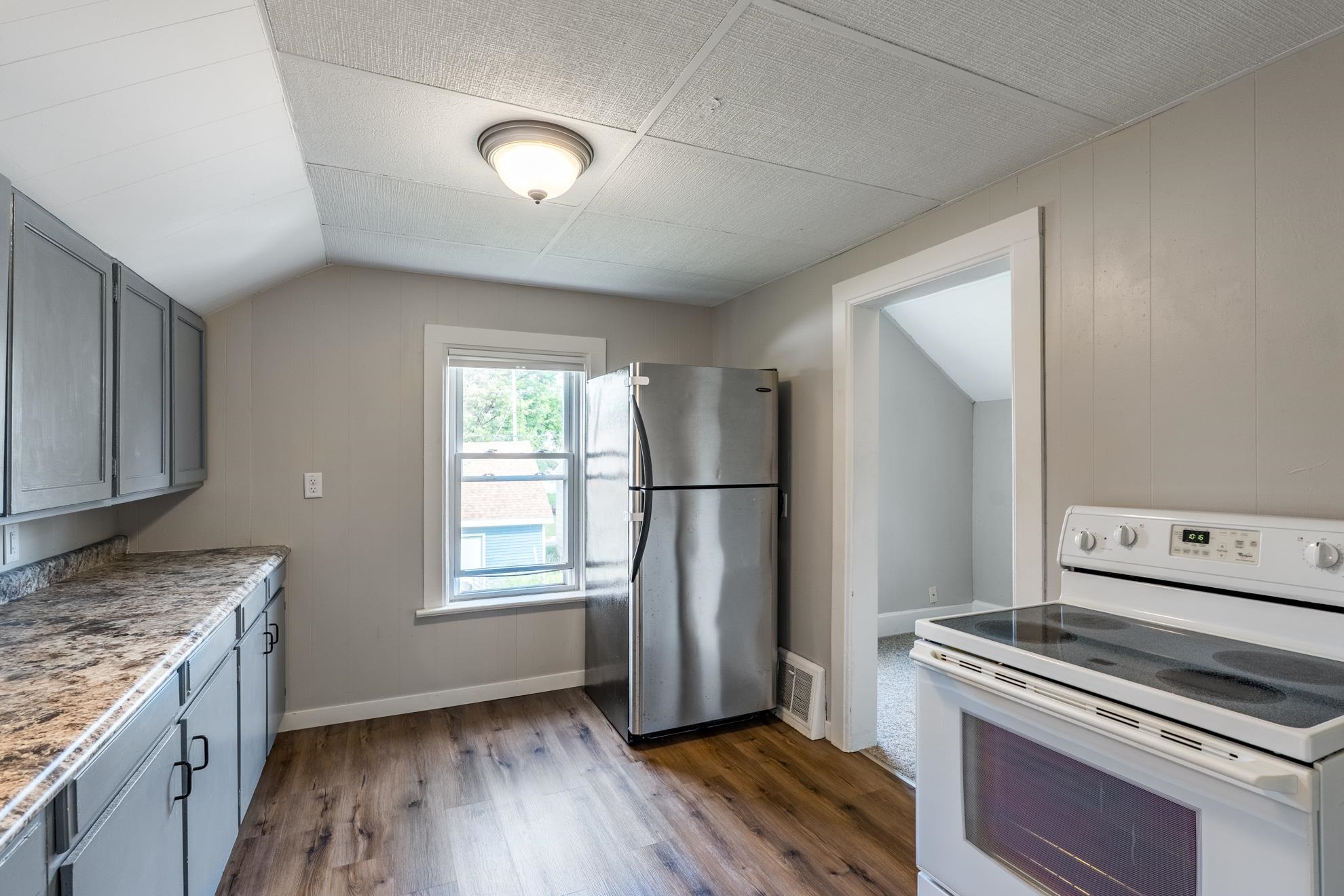 616 CHICAGO AVENUE, Wausau, Wisconsin 54403, 2 Bedrooms Bedrooms, ,2 BathroomsBathrooms,Multi-family,For Sale,616 CHICAGO AVENUE,22604559