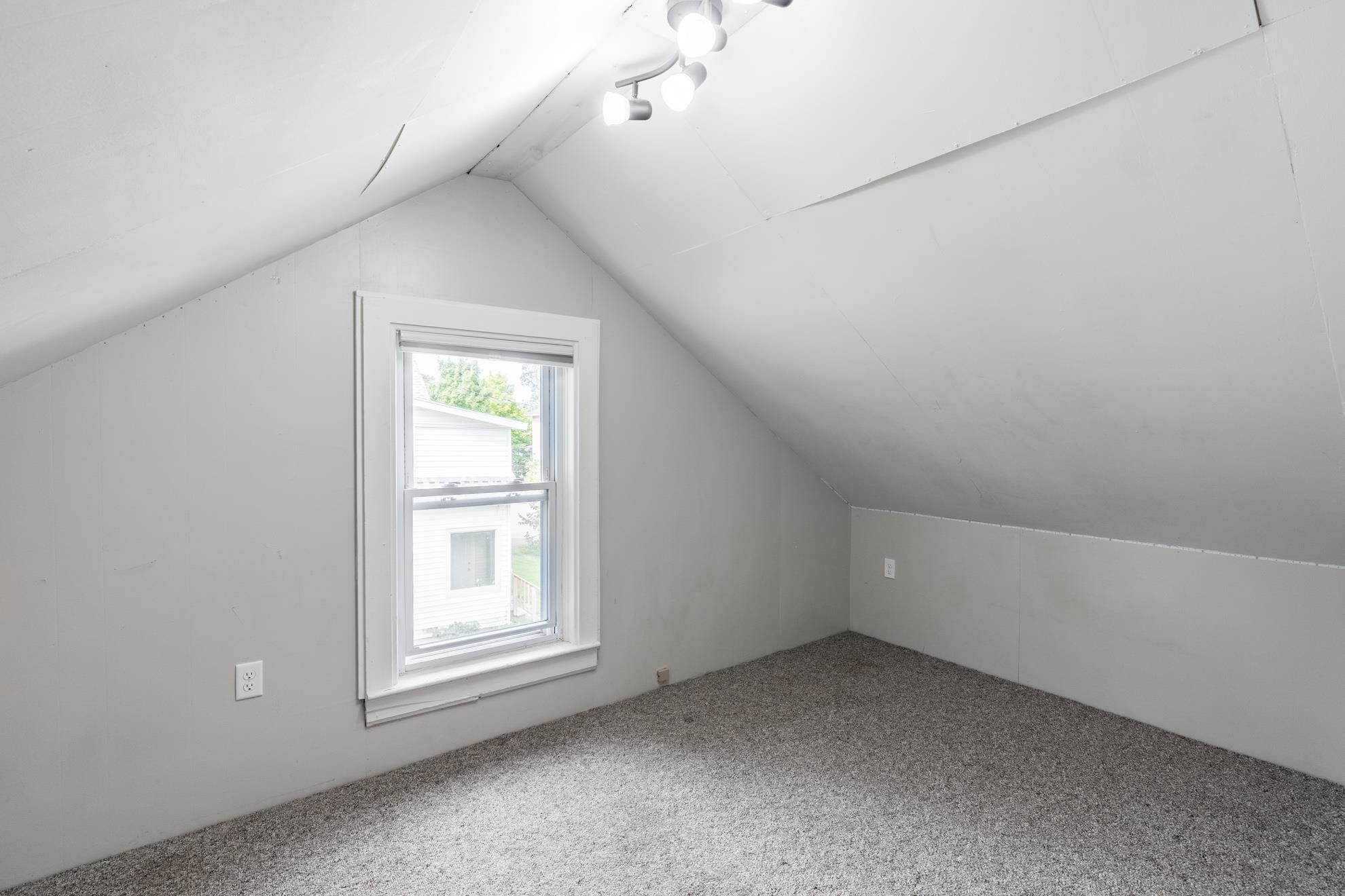 616 CHICAGO AVENUE, Wausau, Wisconsin 54403, 2 Bedrooms Bedrooms, ,2 BathroomsBathrooms,Multi-family,For Sale,616 CHICAGO AVENUE,22604559