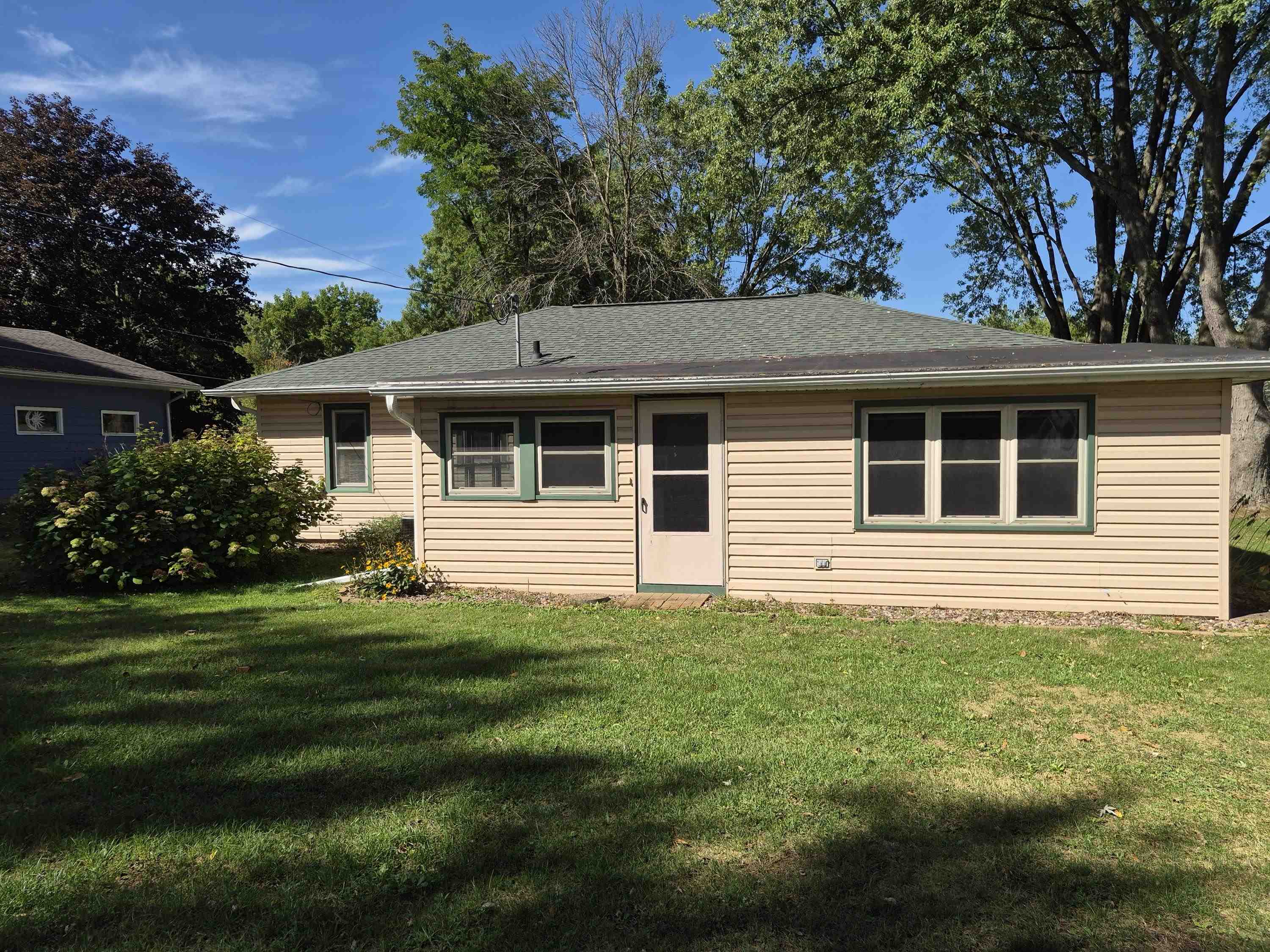 19 CLAY STREET, Neillsville, Wisconsin 54456, 2 Bedrooms Bedrooms, ,1 BathroomBathrooms,Residential,For Sale,19 CLAY STREET,22604560