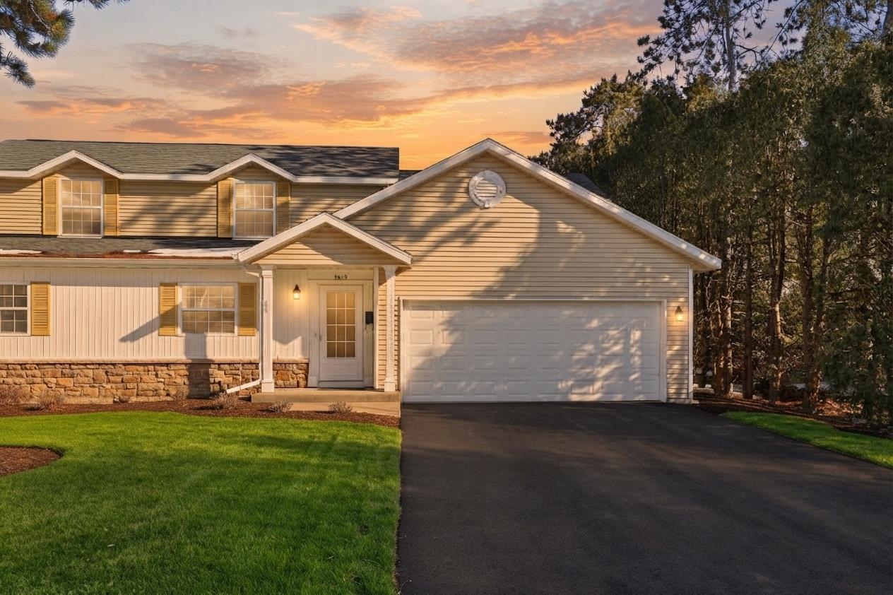 2619 SUNSET BOULEVARD, Stevens Point, Wisconsin 54481, 2 Bedrooms Bedrooms, ,2 BathroomsBathrooms,Residential,For Sale,2619 SUNSET BOULEVARD,22604562