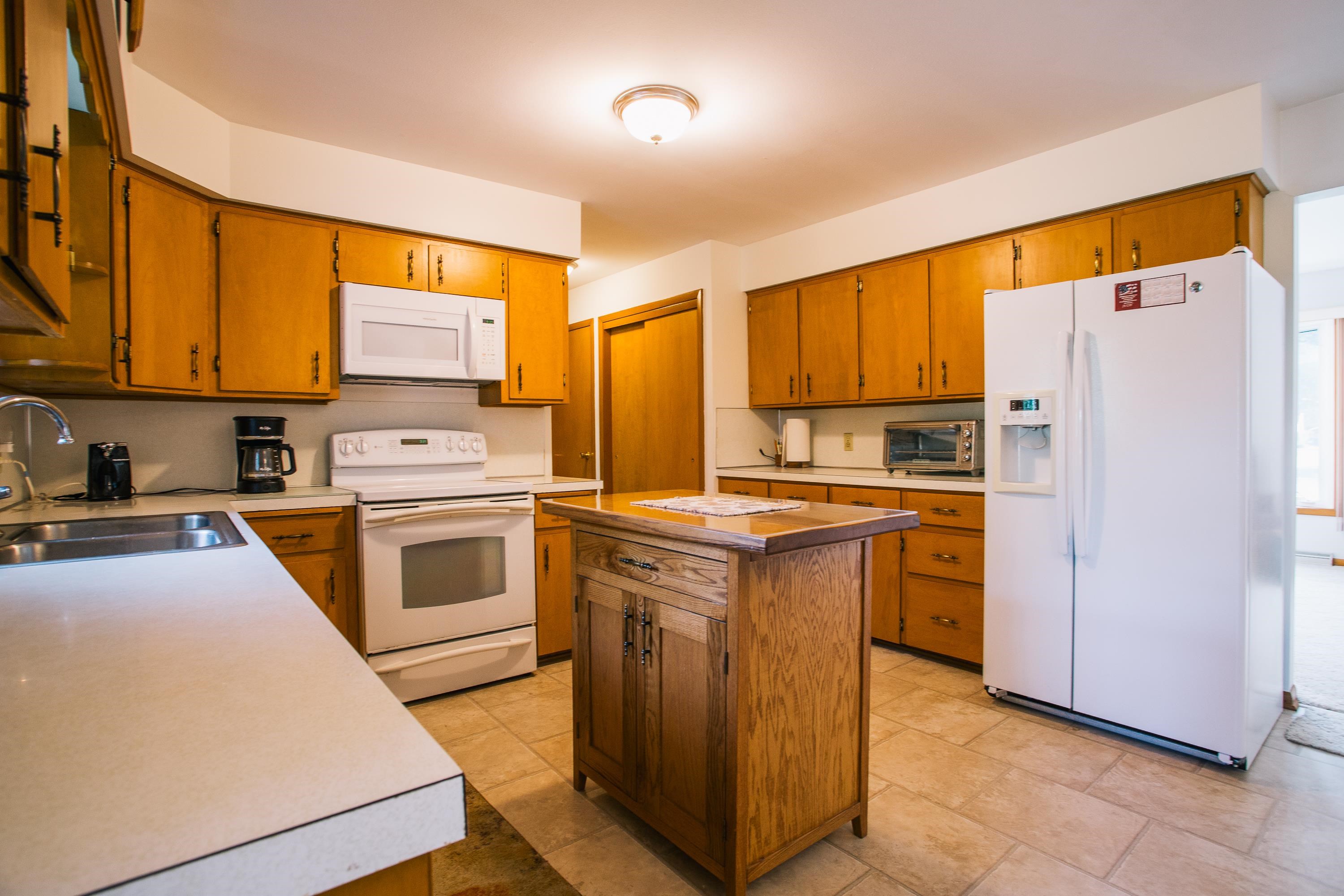 301 N THOMAS STREET, Loyal, Wisconsin 54446, 3 Bedrooms Bedrooms, ,1 BathroomBathrooms,Residential,For Sale,301 N THOMAS STREET,22604565