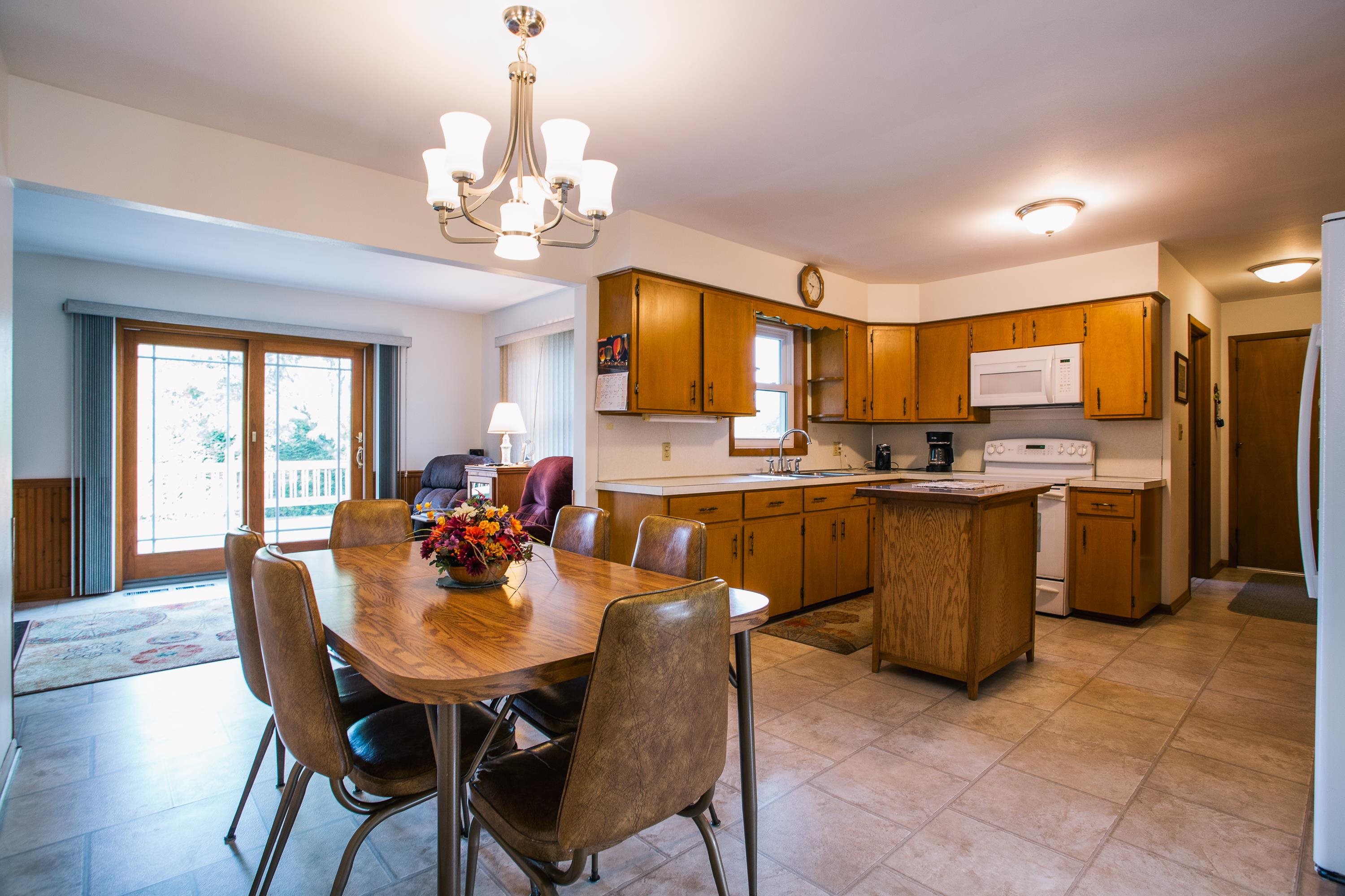 301 N THOMAS STREET, Loyal, Wisconsin 54446, 3 Bedrooms Bedrooms, ,1 BathroomBathrooms,Residential,For Sale,301 N THOMAS STREET,22604565