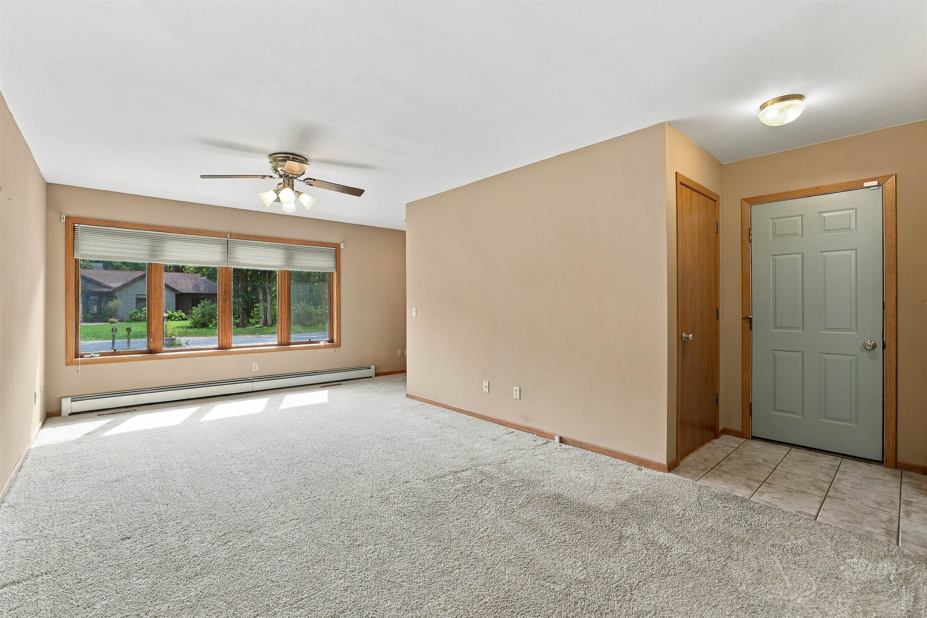 113 WALKINS COURT, Stevens Point, Wisconsin 54481, 2 Bedrooms Bedrooms, ,2 BathroomsBathrooms,Residential,For Sale,113 WALKINS COURT,22604568