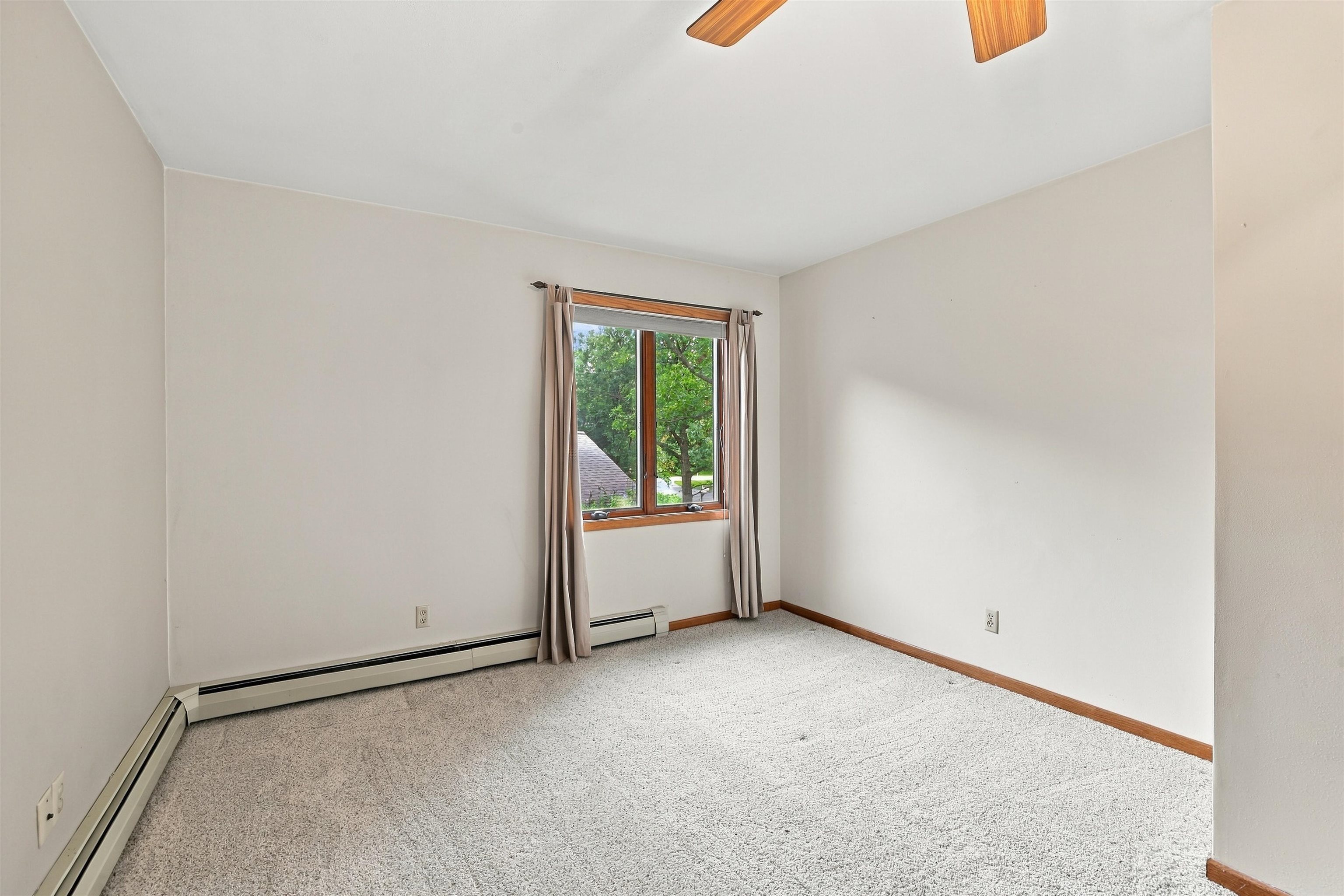 113 WALKINS COURT, Stevens Point, Wisconsin 54481, 2 Bedrooms Bedrooms, ,2 BathroomsBathrooms,Residential,For Sale,113 WALKINS COURT,22604568