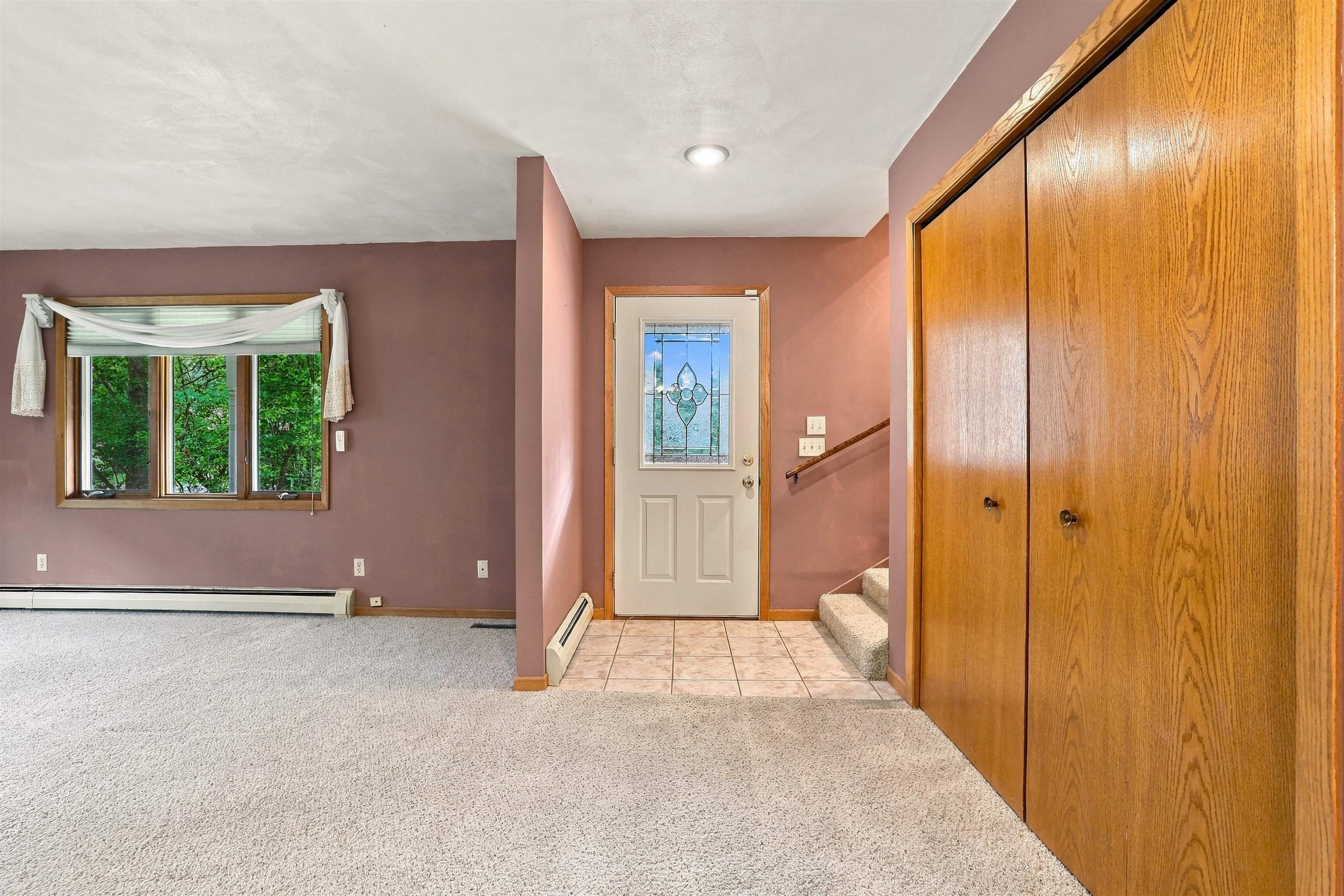 113 WALKINS COURT, Stevens Point, Wisconsin 54481, 2 Bedrooms Bedrooms, ,2 BathroomsBathrooms,Residential,For Sale,113 WALKINS COURT,22604568