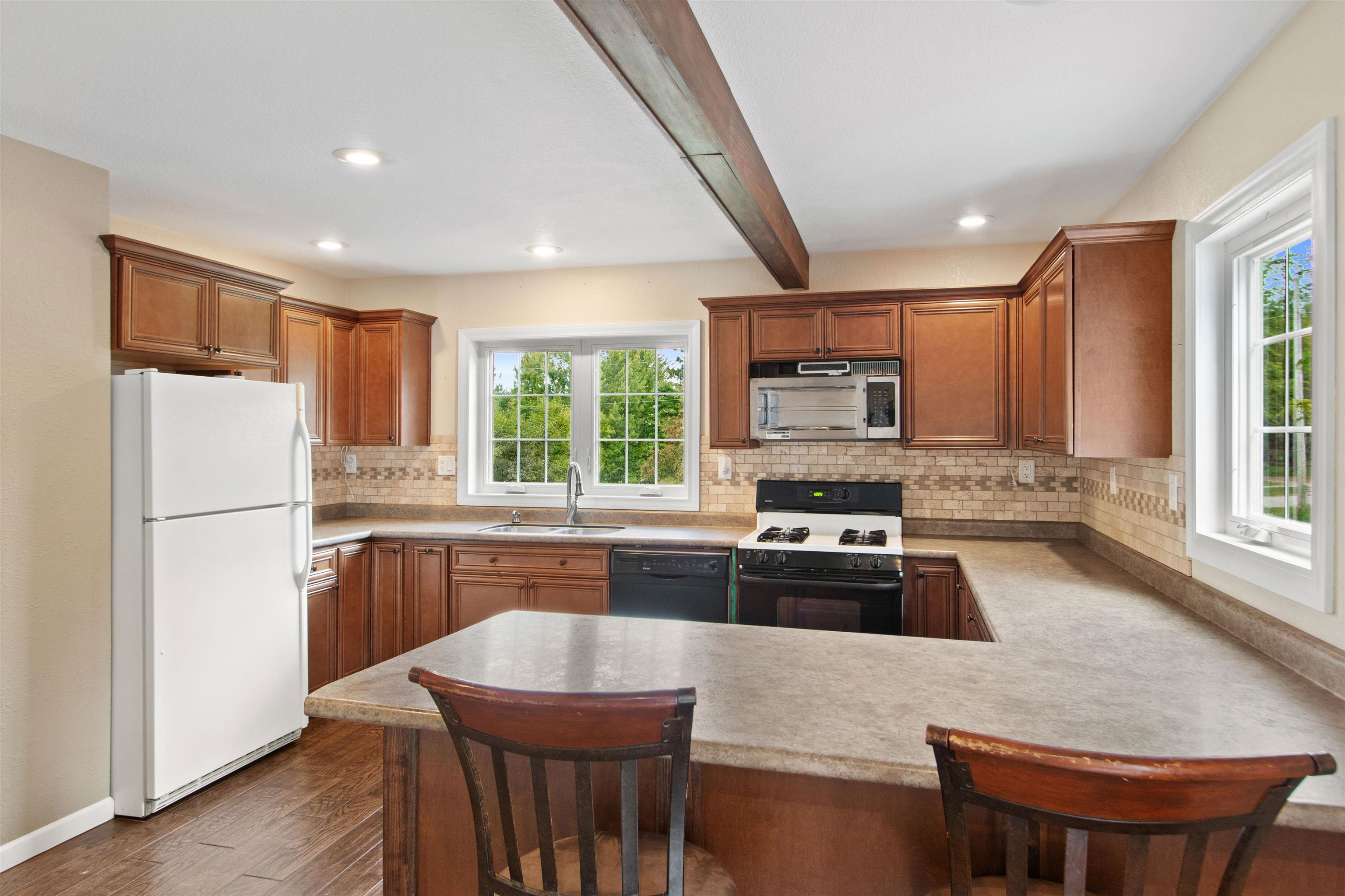 188 POND STREET, Amherst, Wisconsin 54406, 3 Bedrooms Bedrooms, ,1 BathroomBathrooms,Residential,For Sale,188 POND STREET,22604569