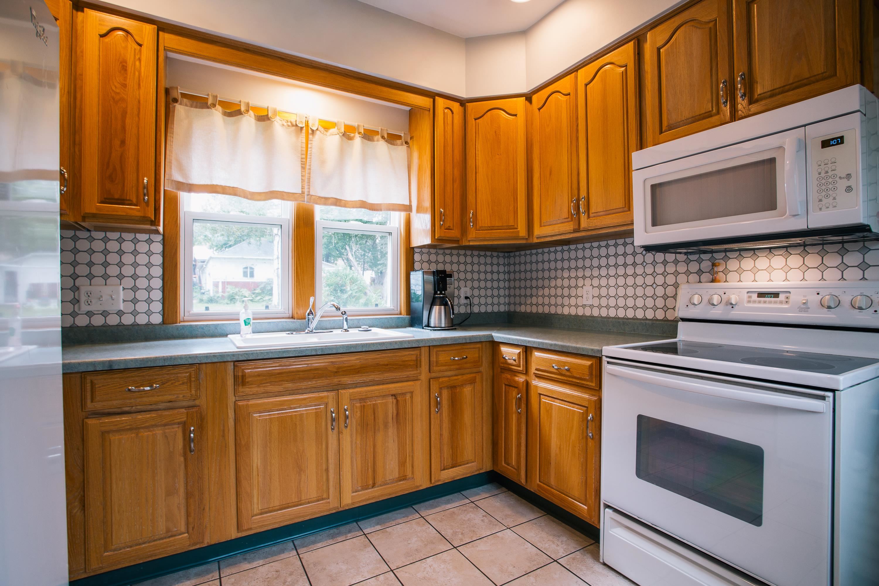 214 GRAND AVENUE, Neillsville, Wisconsin 54456, 4 Bedrooms Bedrooms, ,2 BathroomsBathrooms,Residential,For Sale,214 GRAND AVENUE,22604572