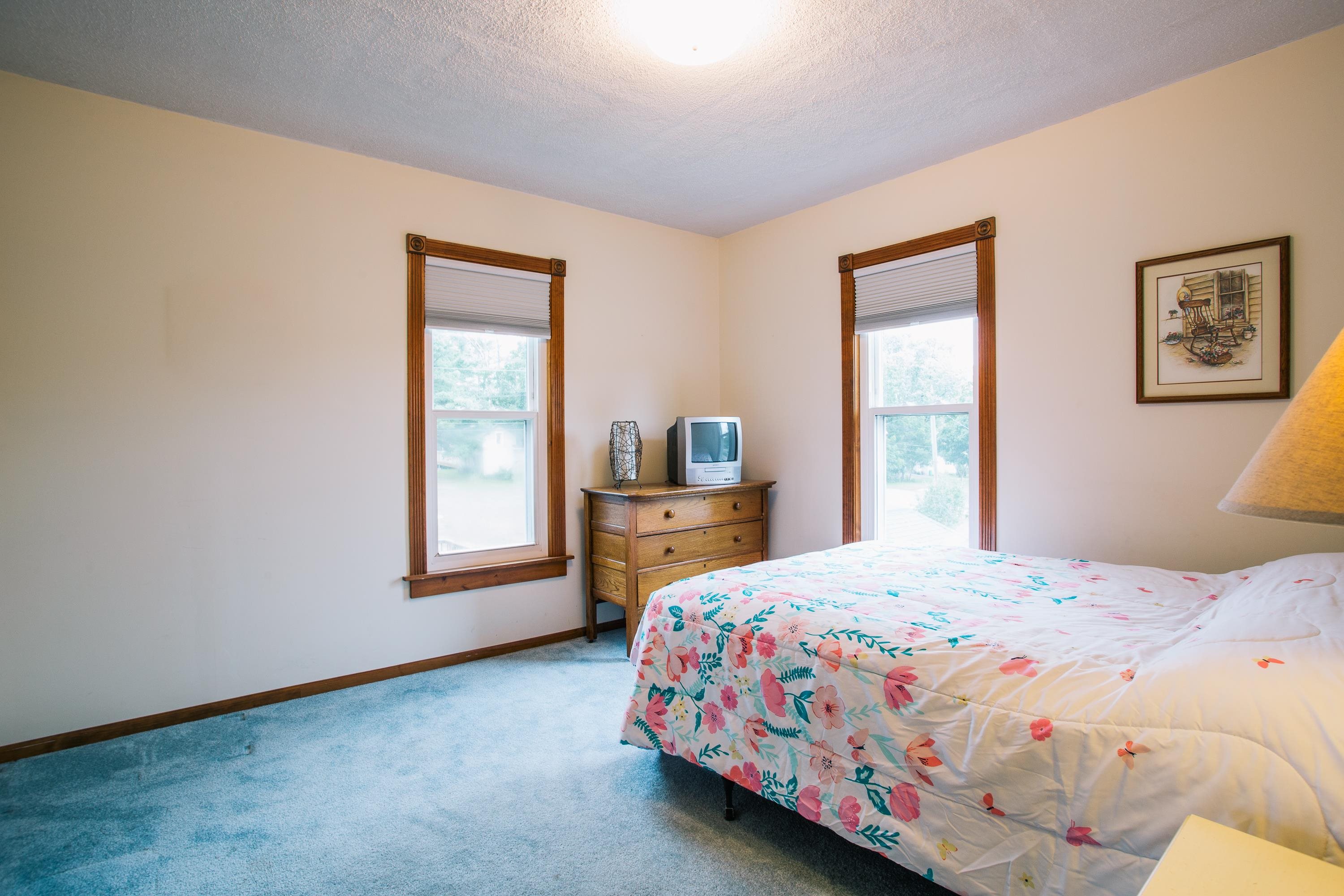 214 GRAND AVENUE, Neillsville, Wisconsin 54456, 4 Bedrooms Bedrooms, ,2 BathroomsBathrooms,Residential,For Sale,214 GRAND AVENUE,22604572