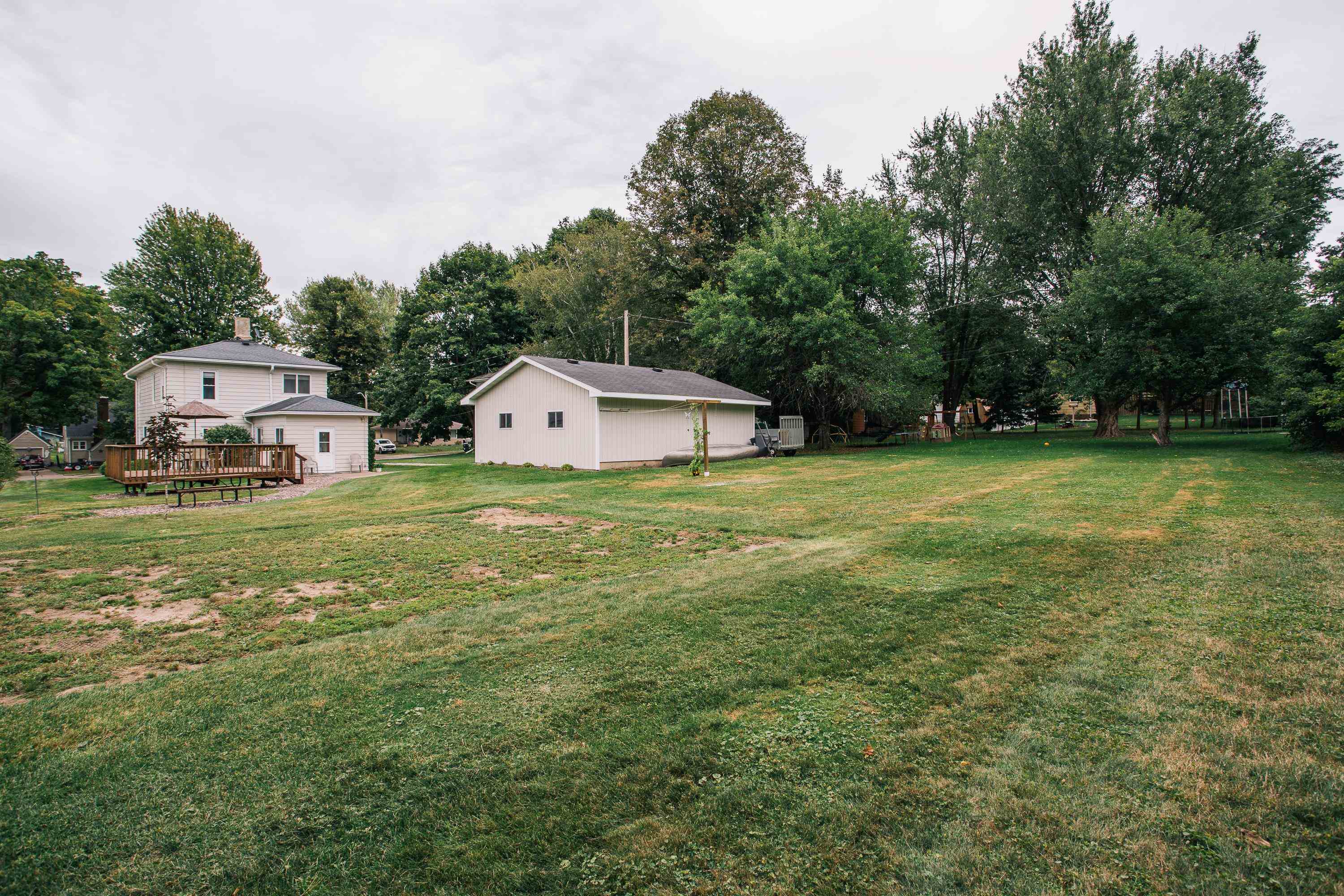 214 GRAND AVENUE, Neillsville, Wisconsin 54456, 4 Bedrooms Bedrooms, ,2 BathroomsBathrooms,Residential,For Sale,214 GRAND AVENUE,22604572