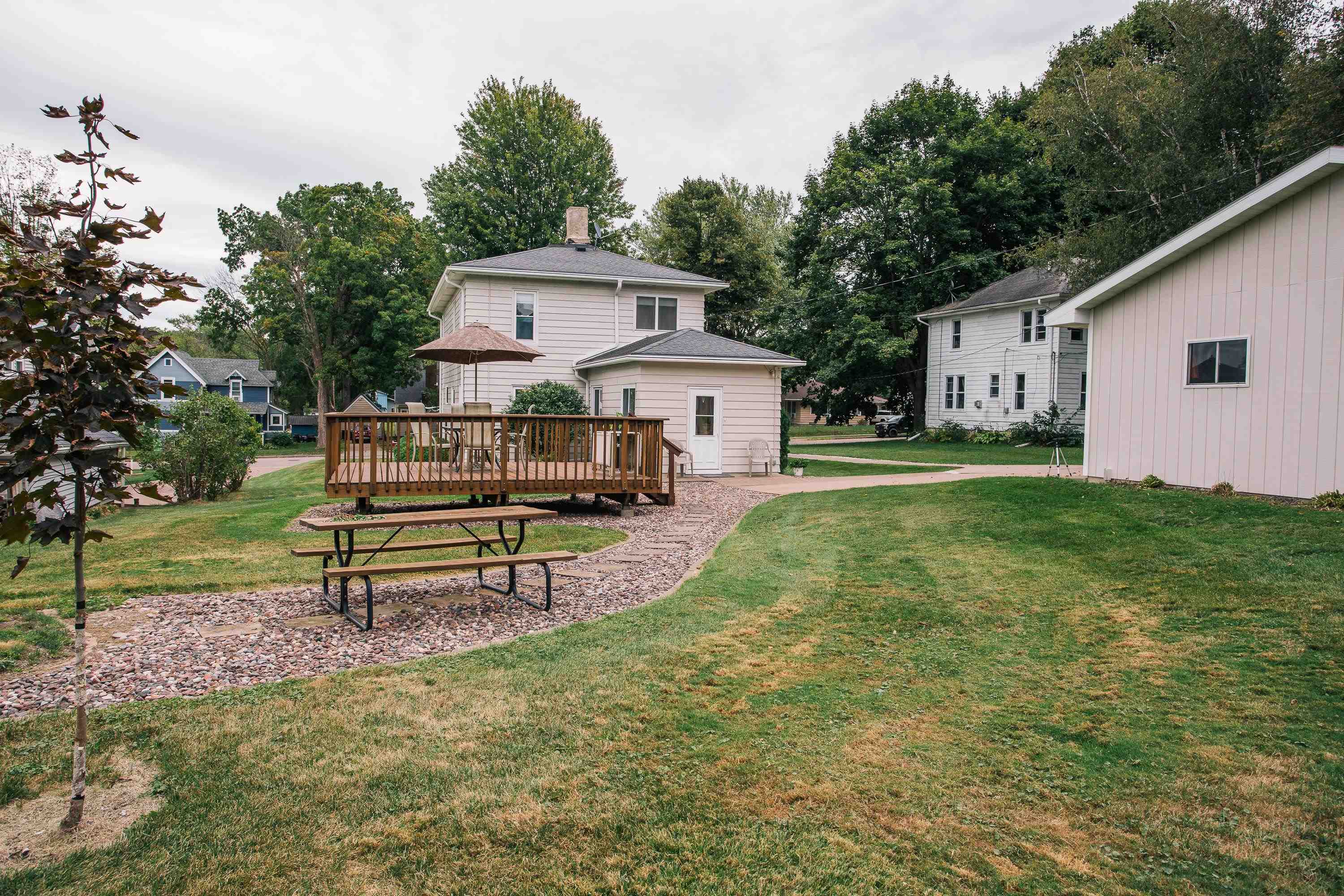 214 GRAND AVENUE, Neillsville, Wisconsin 54456, 4 Bedrooms Bedrooms, ,2 BathroomsBathrooms,Residential,For Sale,214 GRAND AVENUE,22604572