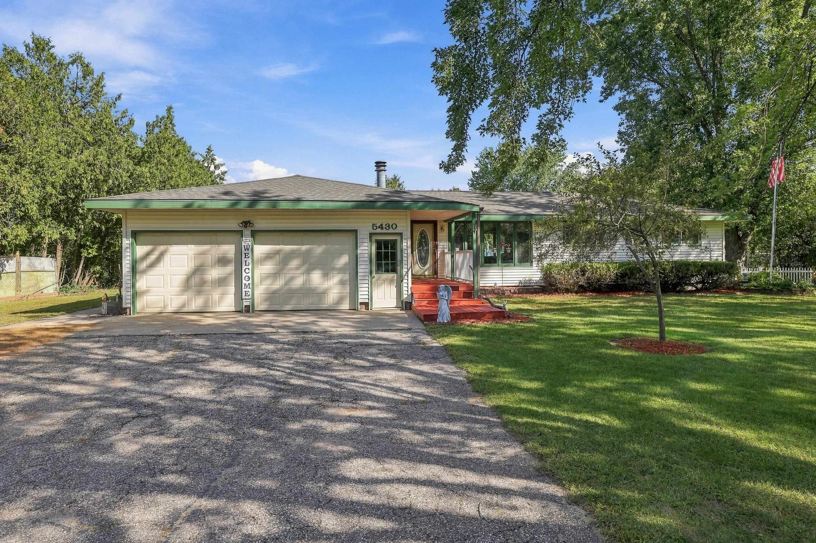 5430 ORIOLE LANE, Stevens Point, Wisconsin 54482, 5 Bedrooms Bedrooms, ,2 BathroomsBathrooms,Residential,For Sale,5430 ORIOLE LANE,22604575