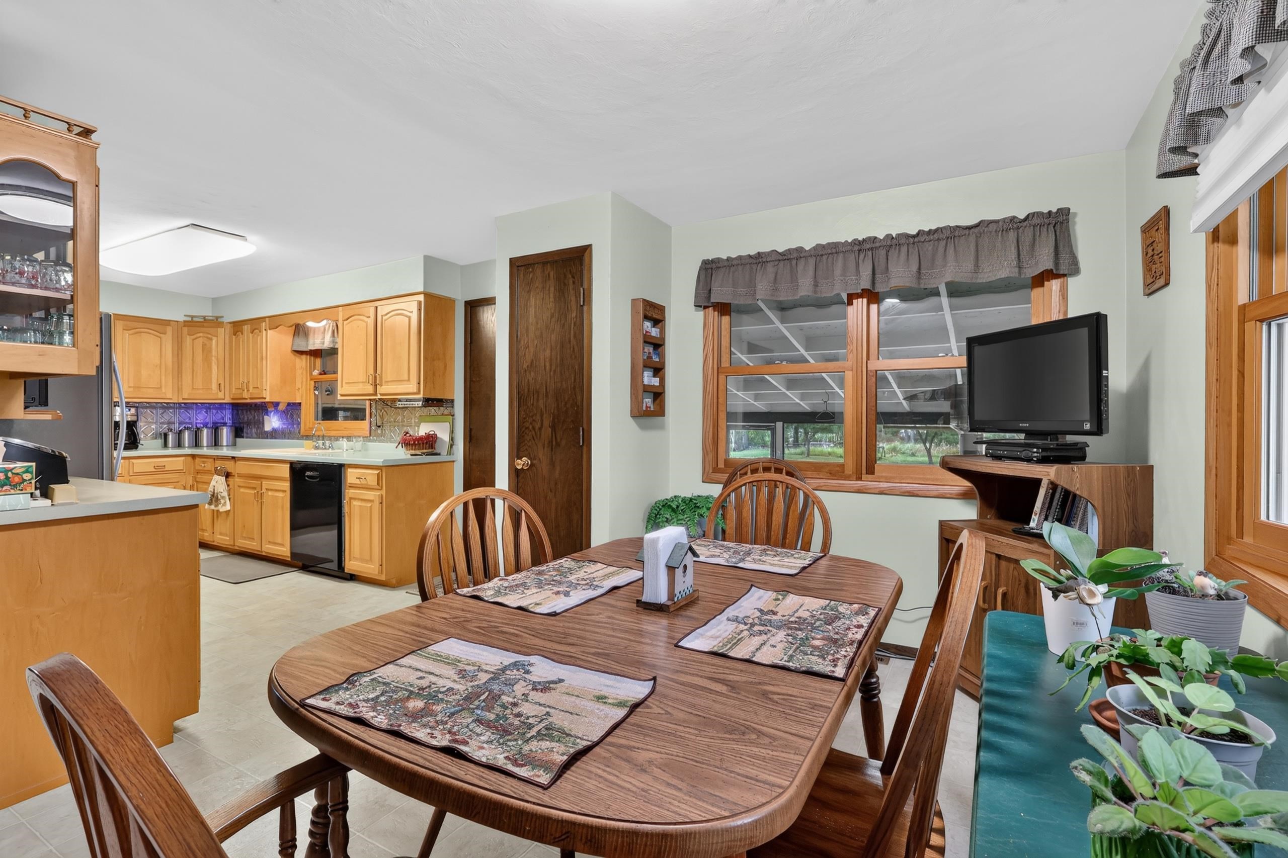 7651 DEER LANE, Wisconsin Rapids, Wisconsin 54494, 3 Bedrooms Bedrooms, ,2 BathroomsBathrooms,Residential,For Sale,7651 DEER LANE,22604578