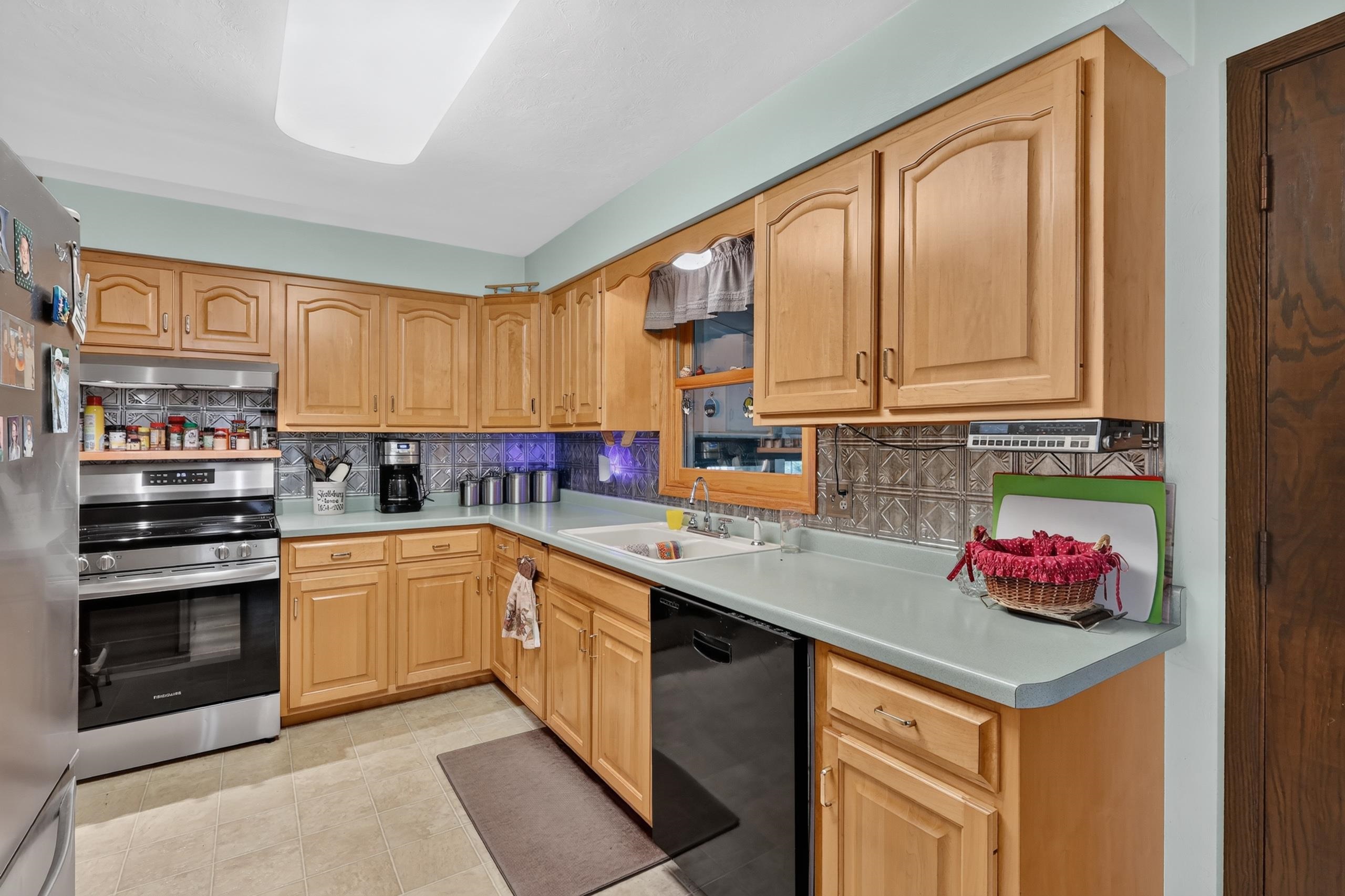 7651 DEER LANE, Wisconsin Rapids, Wisconsin 54494, 3 Bedrooms Bedrooms, ,2 BathroomsBathrooms,Residential,For Sale,7651 DEER LANE,22604578
