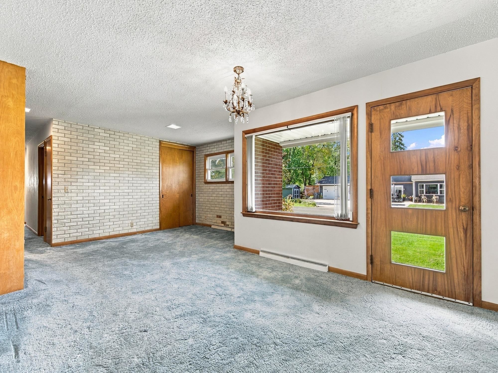 601 S MARYKNOLL AVENUE, Marshfield, Wisconsin 54449, 4 Bedrooms Bedrooms, ,3 BathroomsBathrooms,Residential,For Sale,601 S MARYKNOLL AVENUE,22604580