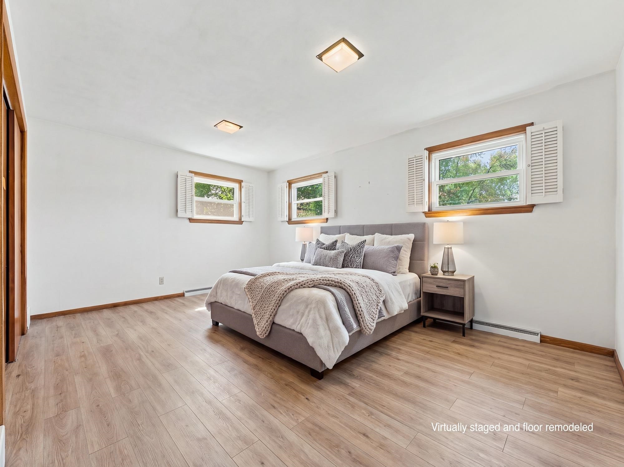 601 S MARYKNOLL AVENUE, Marshfield, Wisconsin 54449, 4 Bedrooms Bedrooms, ,3 BathroomsBathrooms,Residential,For Sale,601 S MARYKNOLL AVENUE,22604580