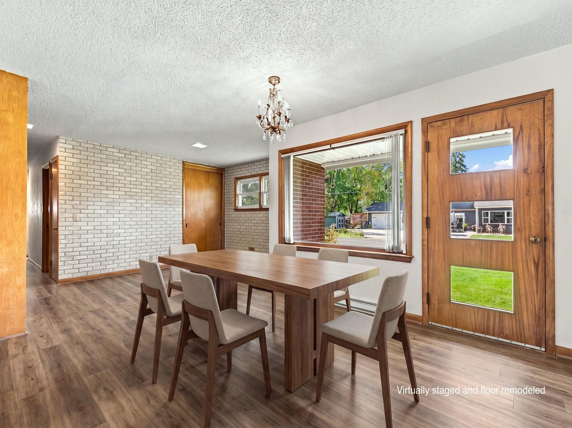 601 S MARYKNOLL AVENUE, Marshfield, Wisconsin 54449, 4 Bedrooms Bedrooms, ,3 BathroomsBathrooms,Residential,For Sale,601 S MARYKNOLL AVENUE,22604580