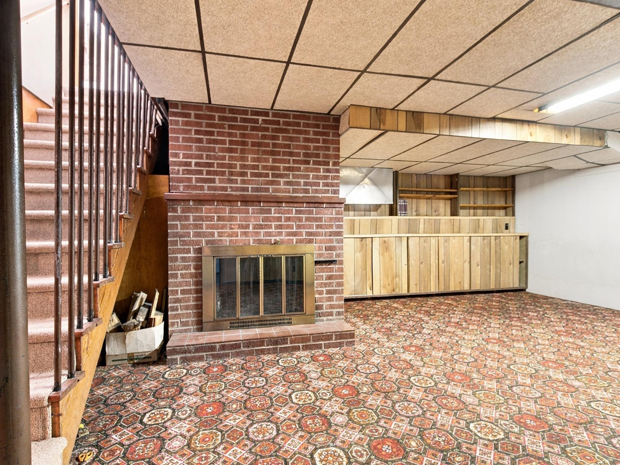 601 S MARYKNOLL AVENUE, Marshfield, Wisconsin 54449, 4 Bedrooms Bedrooms, ,3 BathroomsBathrooms,Residential,For Sale,601 S MARYKNOLL AVENUE,22604580