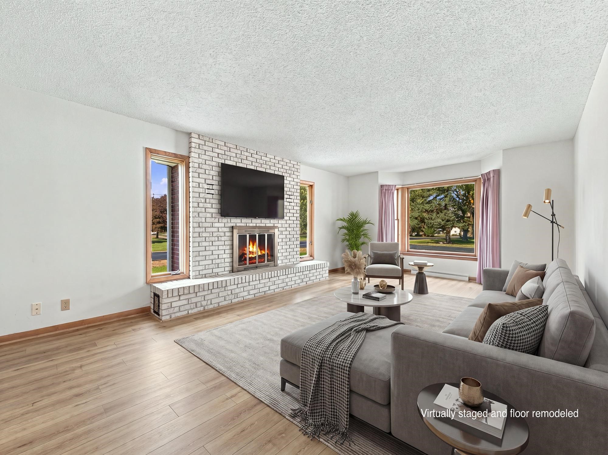 601 S MARYKNOLL AVENUE, Marshfield, Wisconsin 54449, 4 Bedrooms Bedrooms, ,3 BathroomsBathrooms,Residential,For Sale,601 S MARYKNOLL AVENUE,22604580