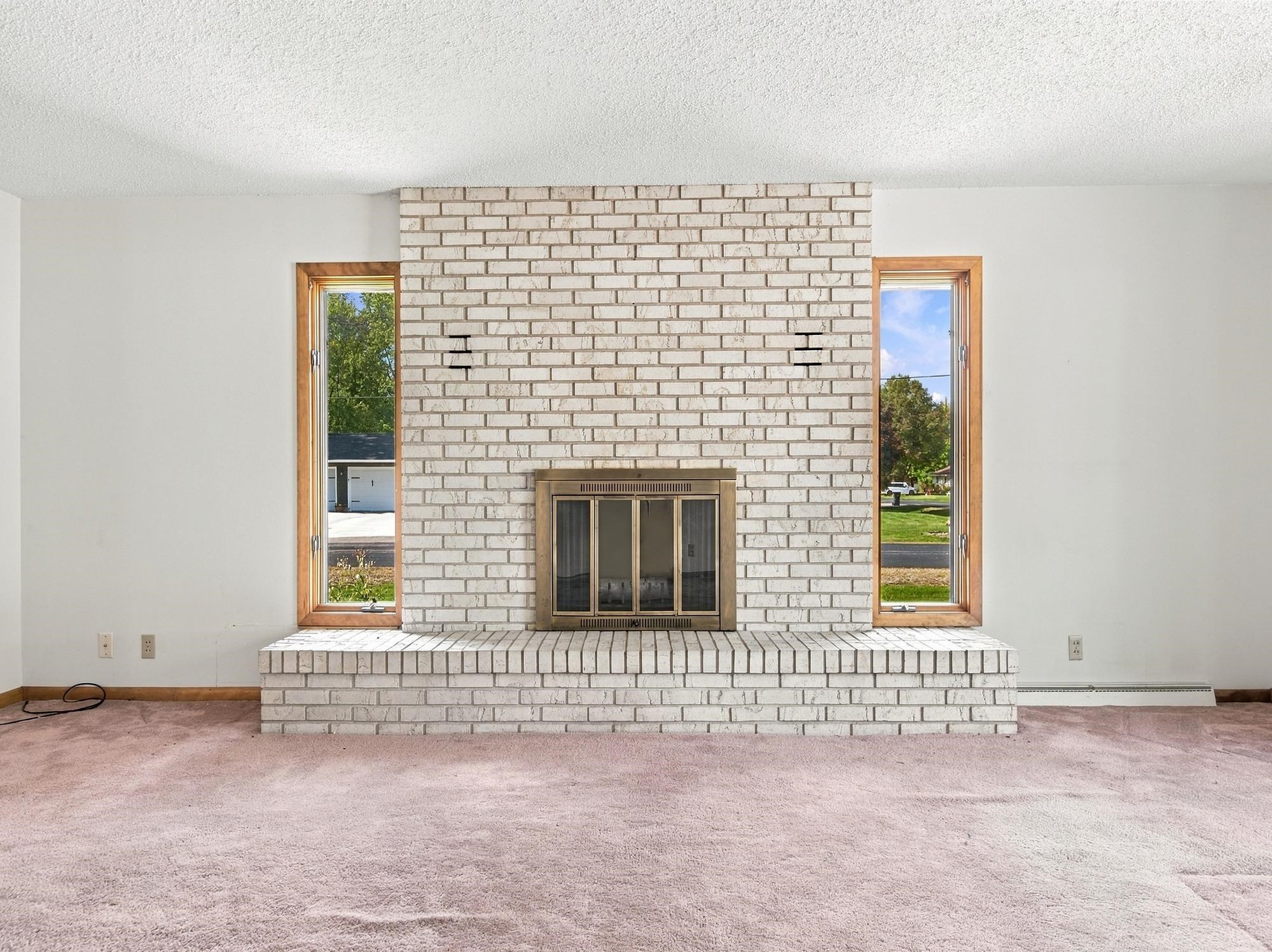 601 S MARYKNOLL AVENUE, Marshfield, Wisconsin 54449, 4 Bedrooms Bedrooms, ,3 BathroomsBathrooms,Residential,For Sale,601 S MARYKNOLL AVENUE,22604580