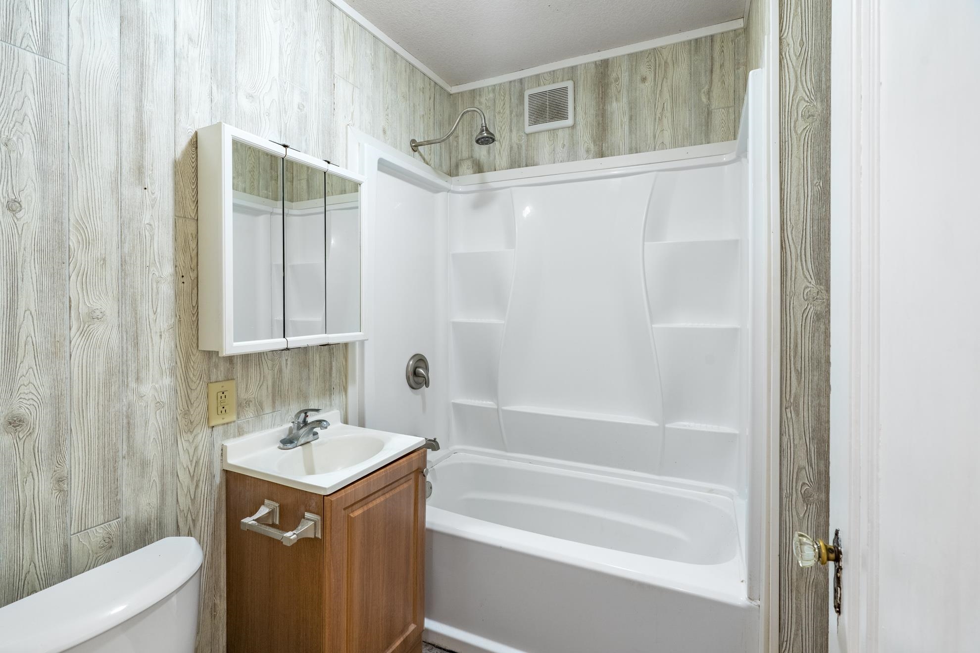 202 FRANCES STREET, Rothschild, Wisconsin 54474, 3 Bedrooms Bedrooms, ,1 BathroomBathrooms,Residential,For Sale,202 FRANCES STREET,22604585