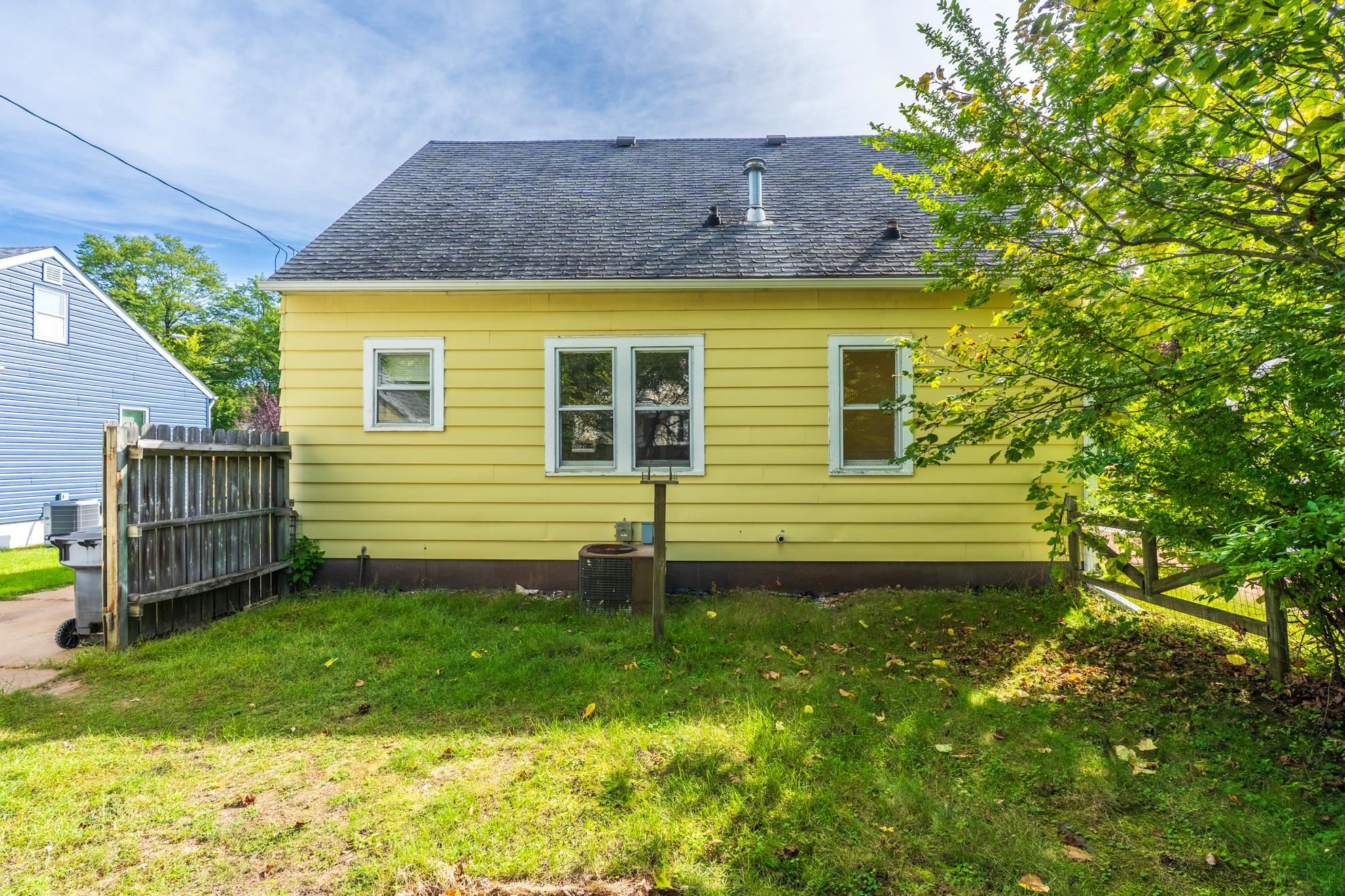 202 FRANCES STREET, Rothschild, Wisconsin 54474, 3 Bedrooms Bedrooms, ,1 BathroomBathrooms,Residential,For Sale,202 FRANCES STREET,22604585