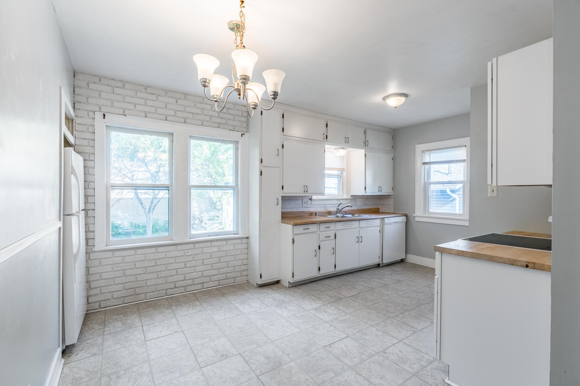 202 FRANCES STREET, Rothschild, Wisconsin 54474, 3 Bedrooms Bedrooms, ,1 BathroomBathrooms,Residential,For Sale,202 FRANCES STREET,22604585